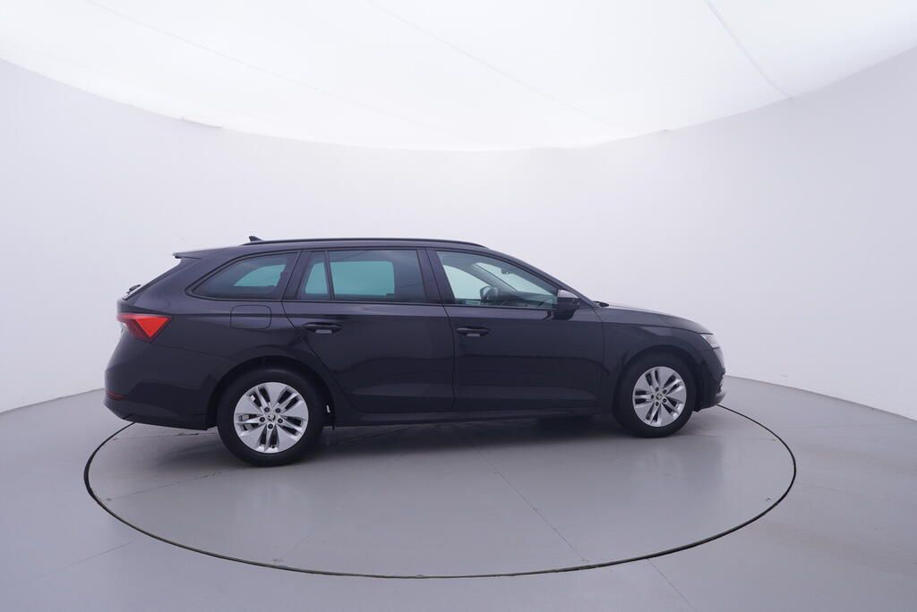 Škoda Octavia, Ambition 1.5 TSI 110 kW - fotka 6