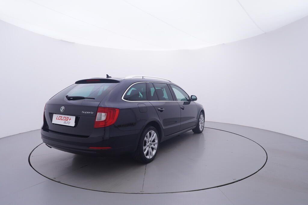 Škoda Superb, 2.0 TDI 125 kW - fotka 5
