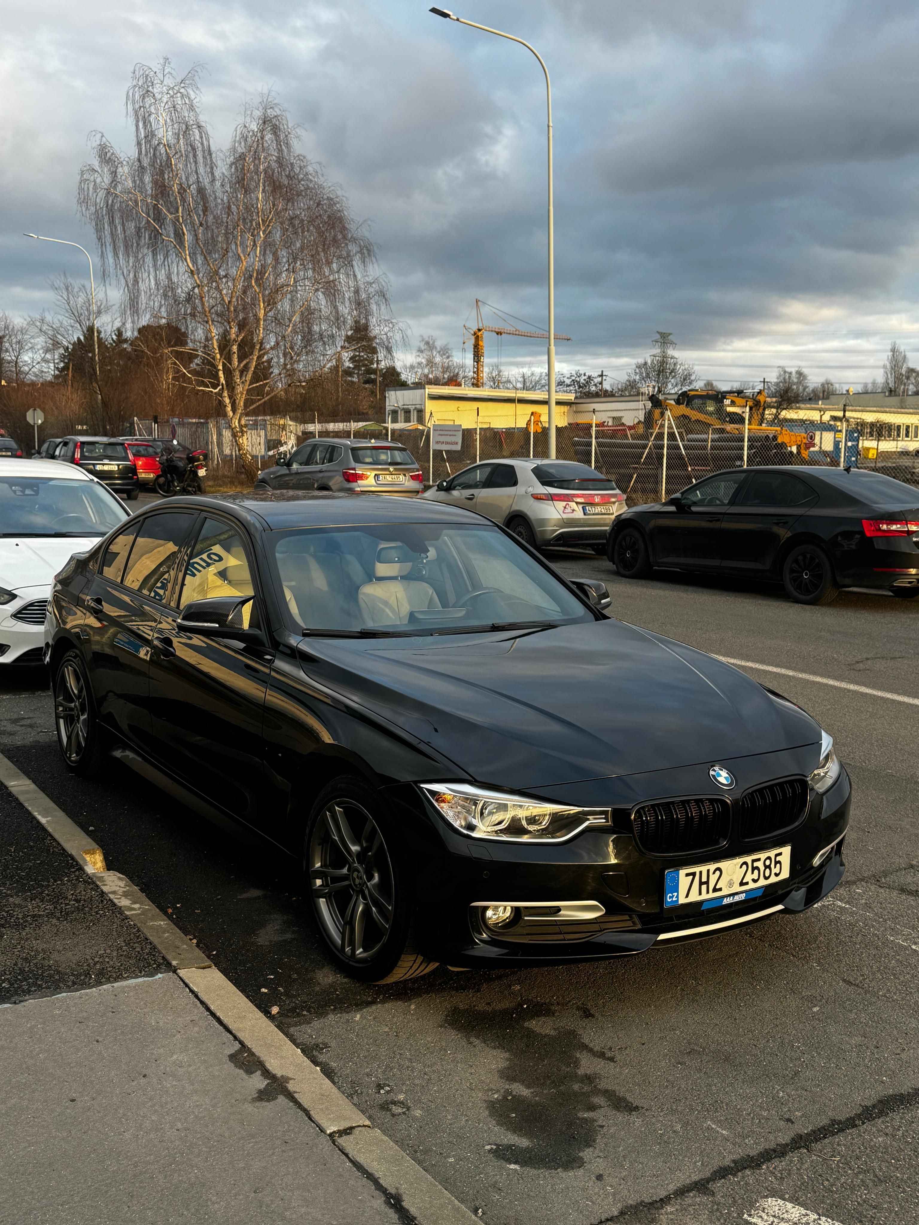 BMW Řada 3 - fotka 3