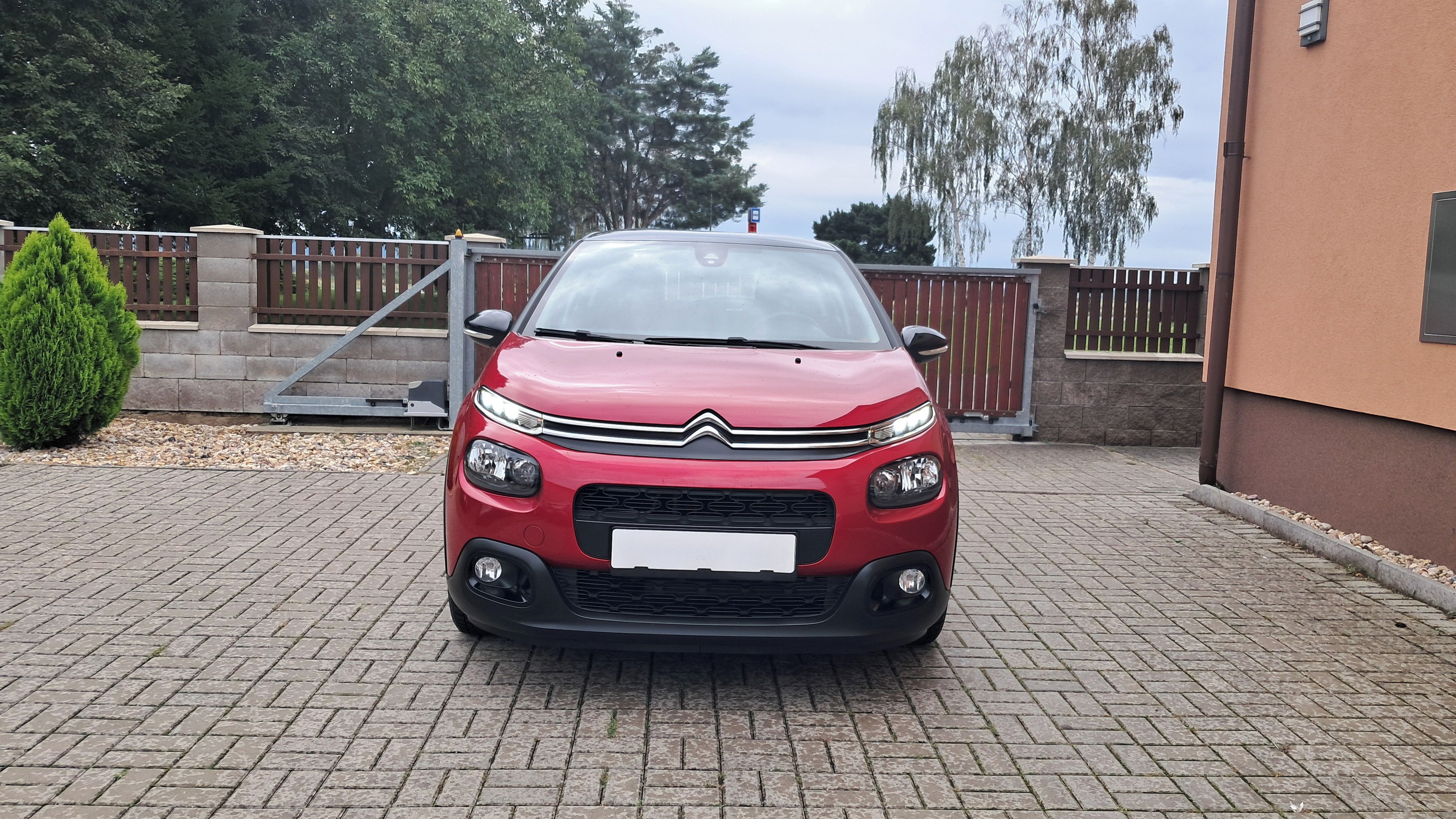 Citroën C3, 1.2i / 60KW Feel - fotka 2