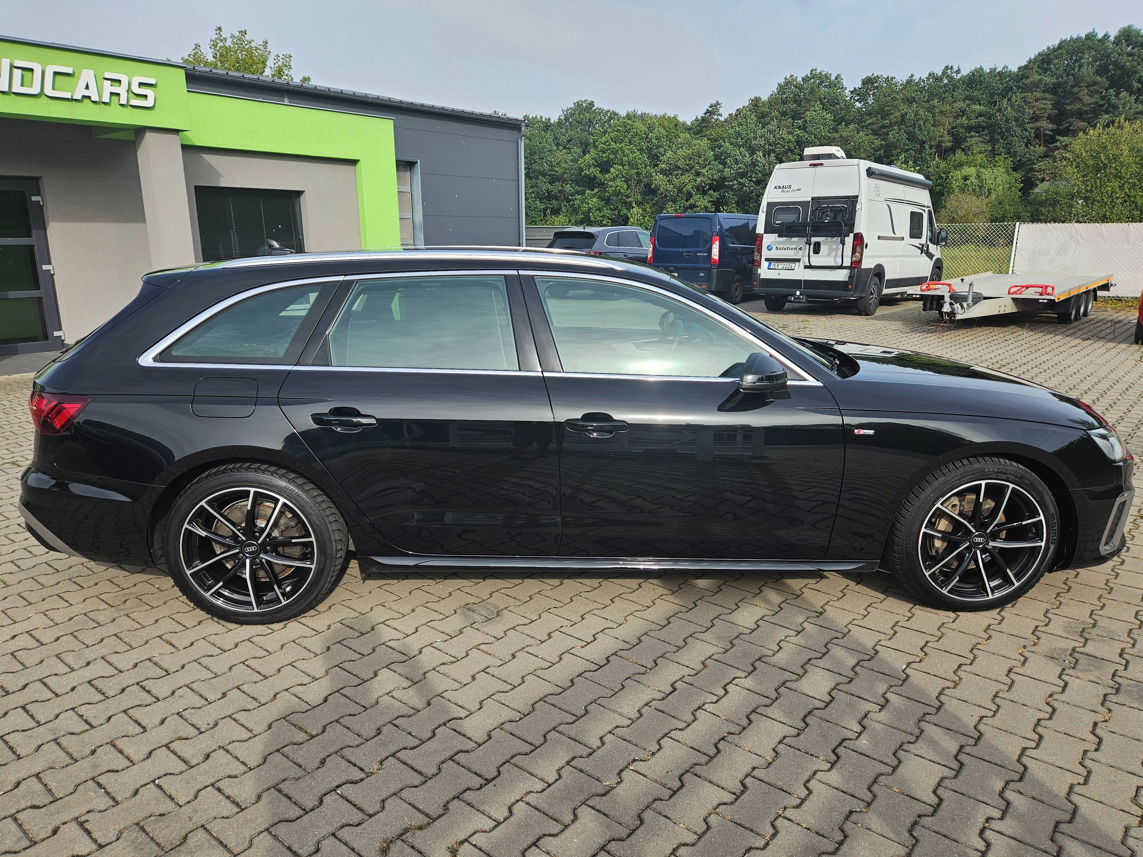 Audi A4, 40TDi Quattro 140KW S-LINE DPH - fotka 3