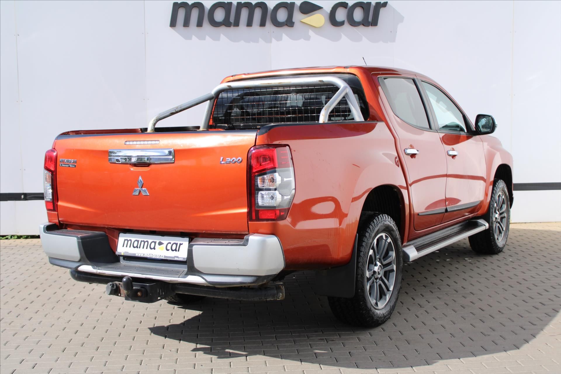 Mitsubishi L200, 2.2 DI-D 4WD INTENSE ČR - fotka 3