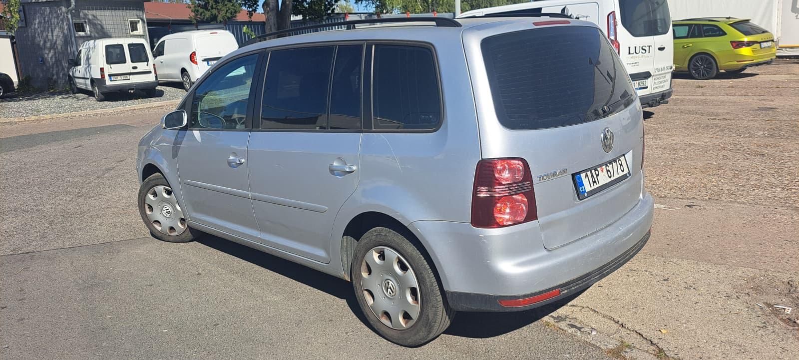 Volkswagen Touran, 1.9 TDI - fotka 6