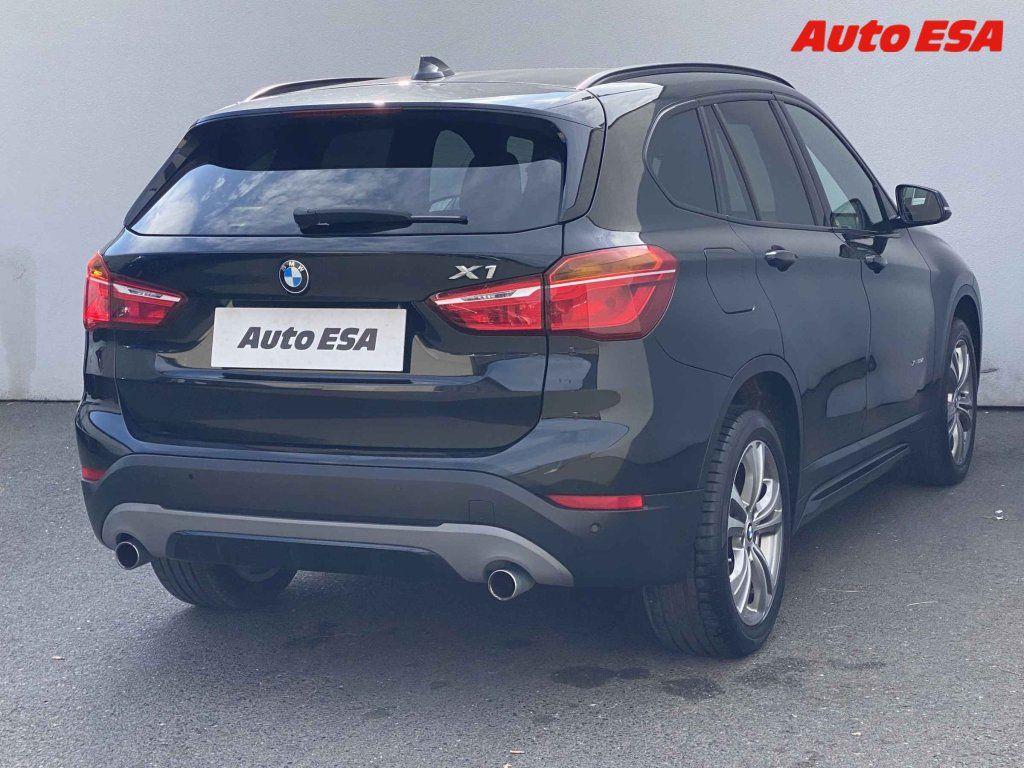 BMW X1, 2.0D xdrive,navi - fotka 4