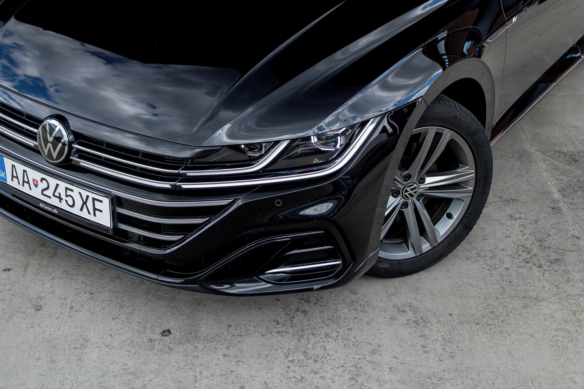 Volkswagen Arteon, R-Line ACC / Virtual / LED - fotka 3