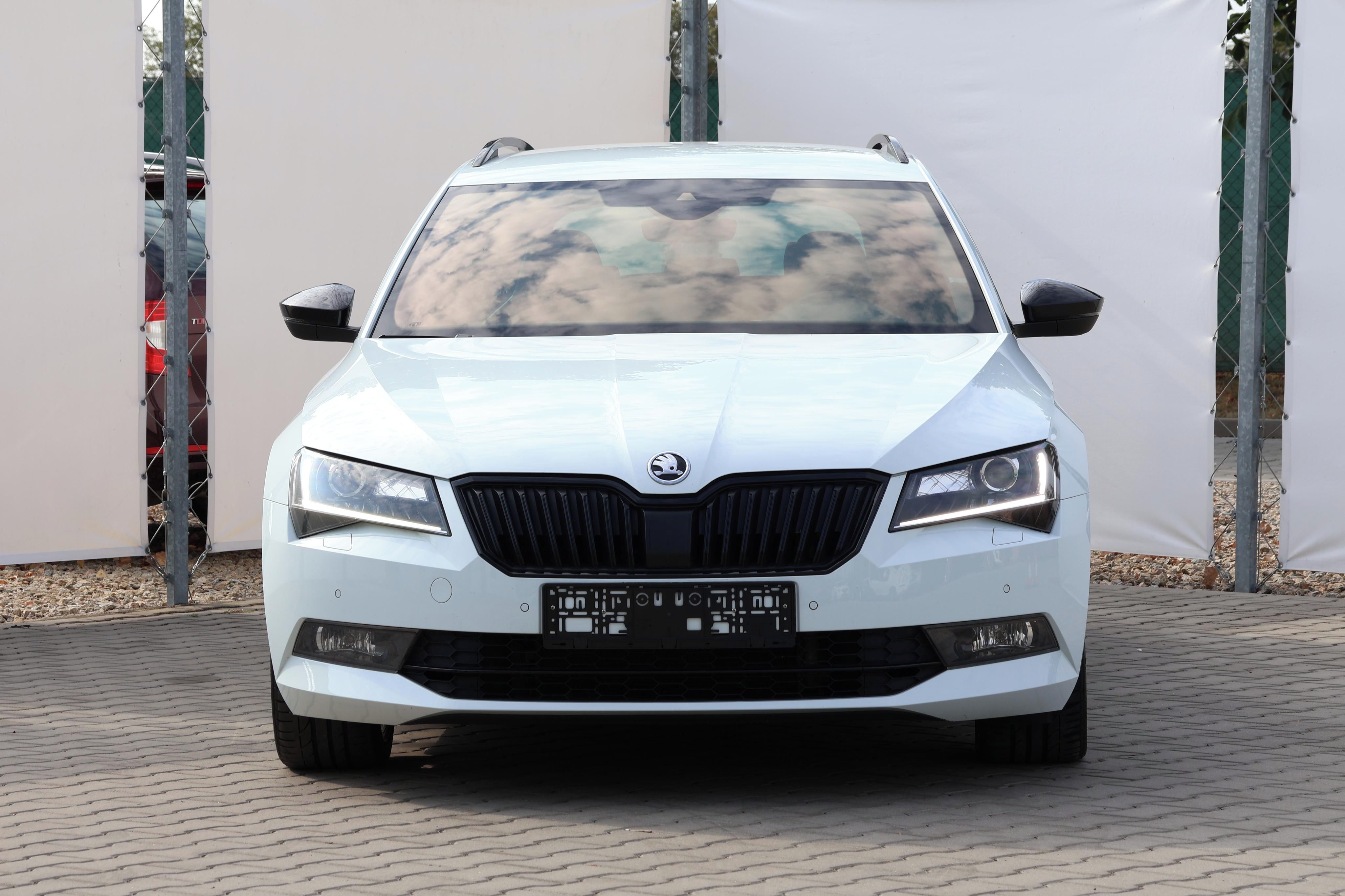 Škoda Superb, 2.0TDI*140kW*SPORTLINE*2.MAJ* - fotka 2