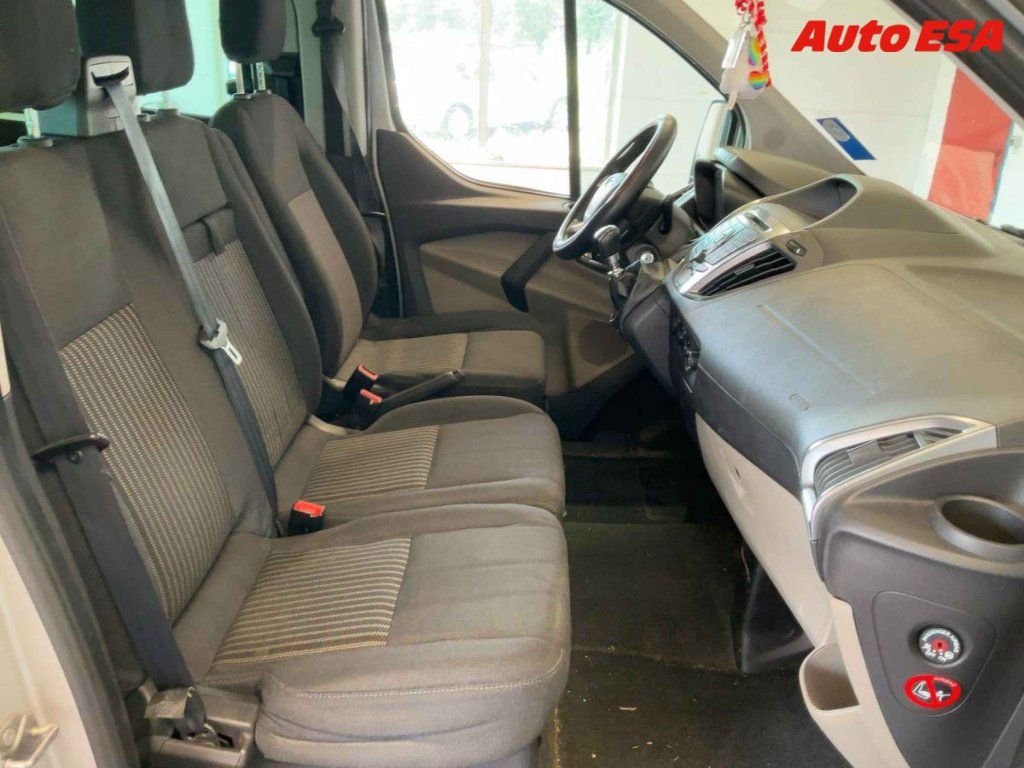 Ford Tourneo Custom, 2.2TDCi L2 9míst,Trend - fotka 3