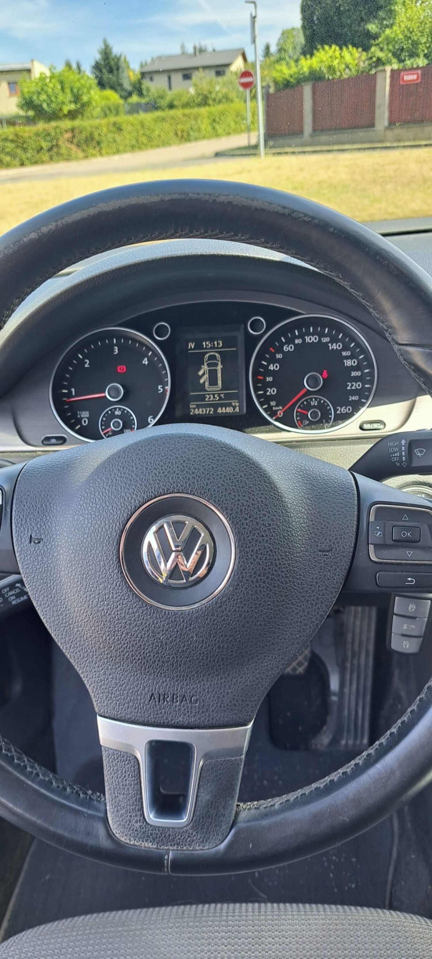 Volkswagen Passat, 1.6, 77kW, garážovaný - fotka 3