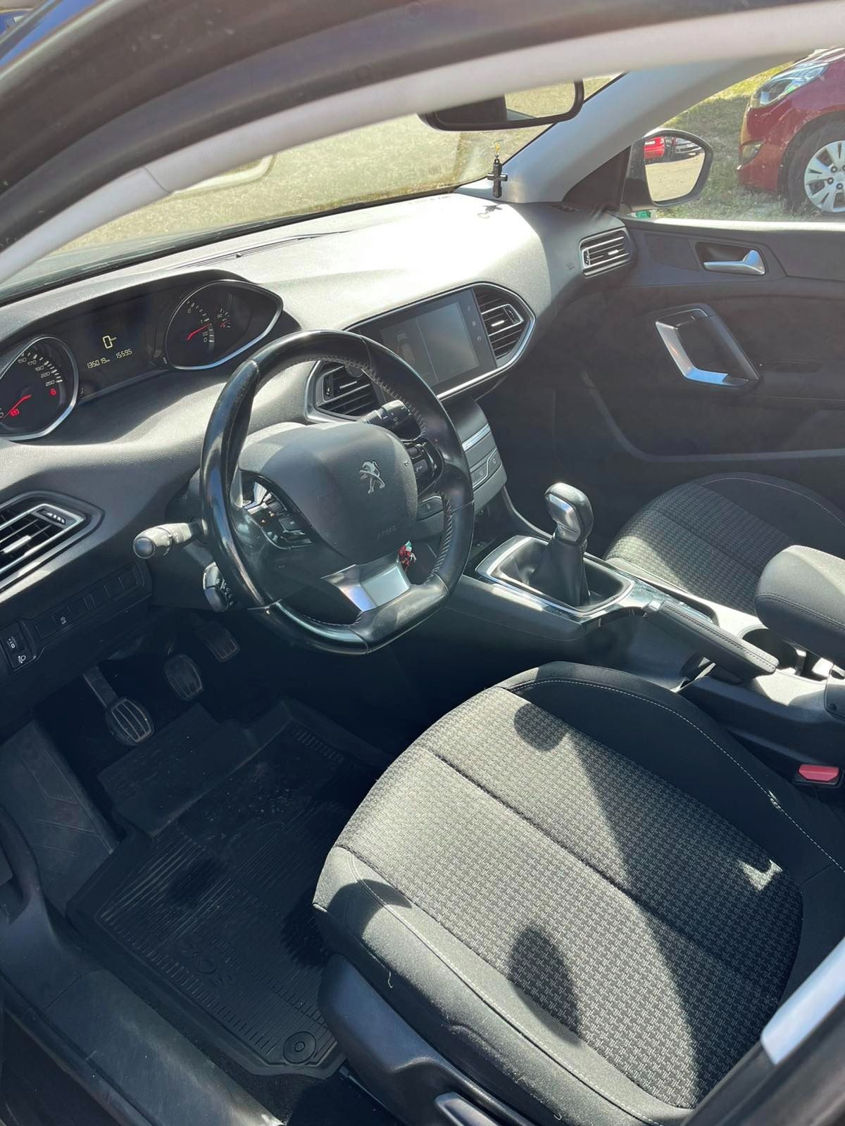 Peugeot 308, Pravidelně- servisováno - fotka 6