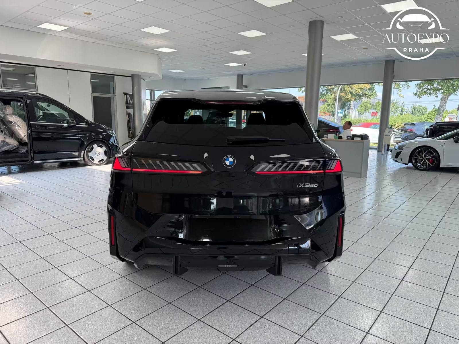 BMW iX3, 50 xDrive*PANO*HUD*kůže* - fotka 5