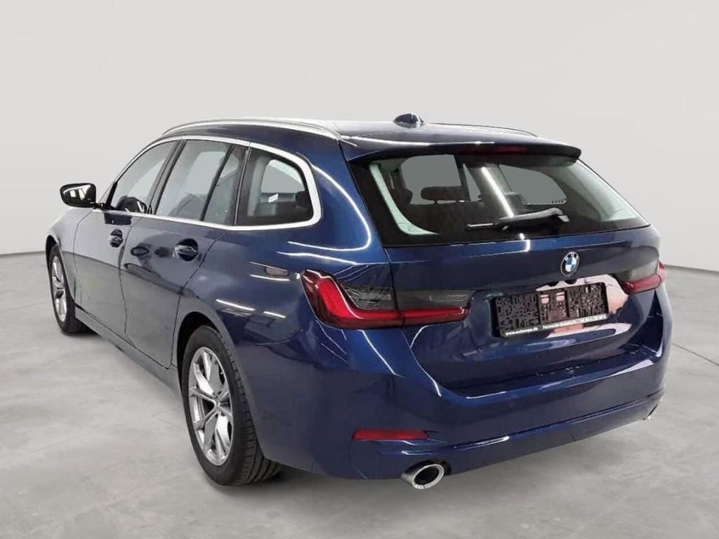 BMW Řada 3, 320 d xDrive Tour.Shadow Line - fotka 2