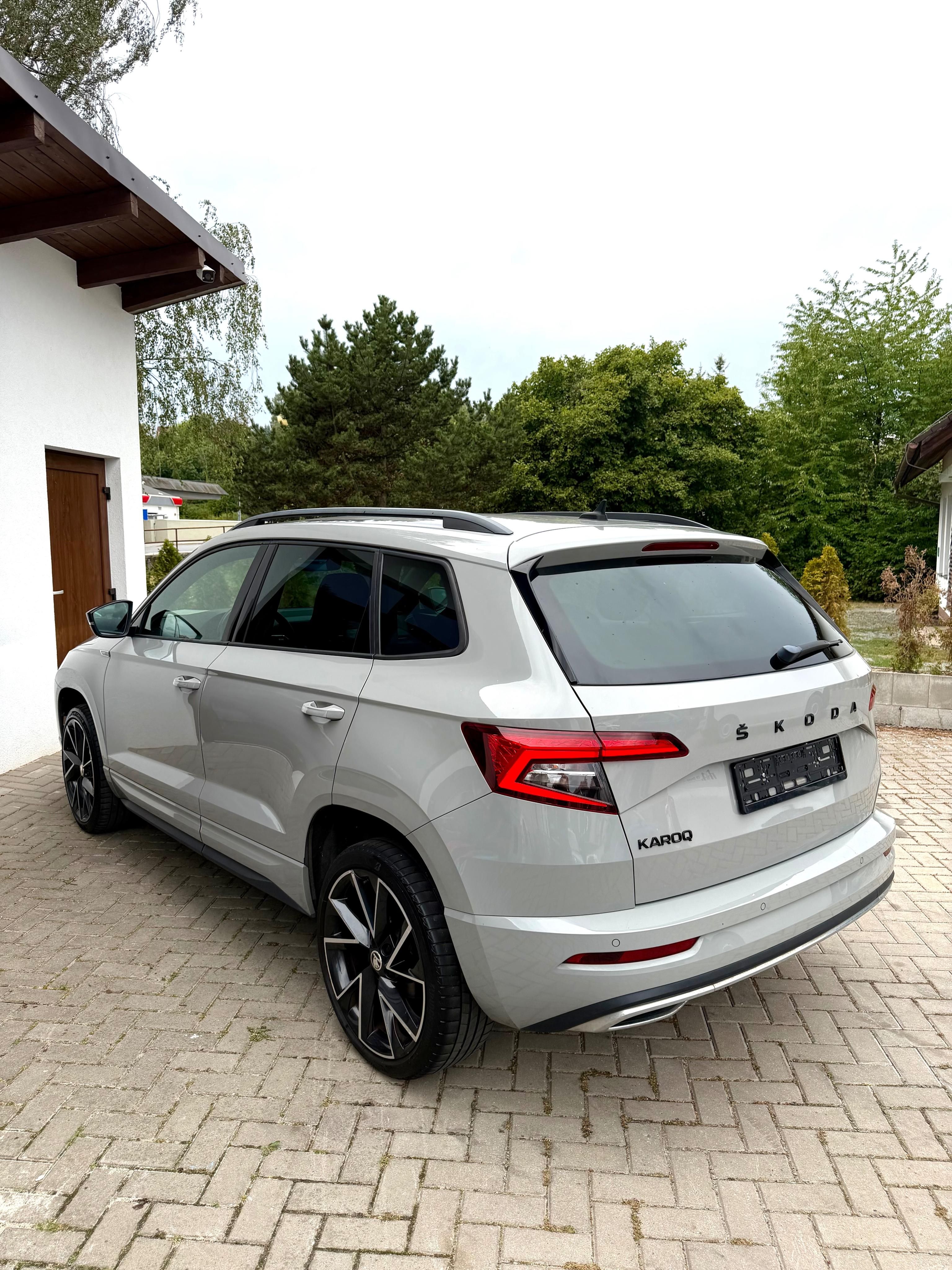 Škoda Karoq, SPORTLINE 1.5 TSI DSG 2021 - fotka 5