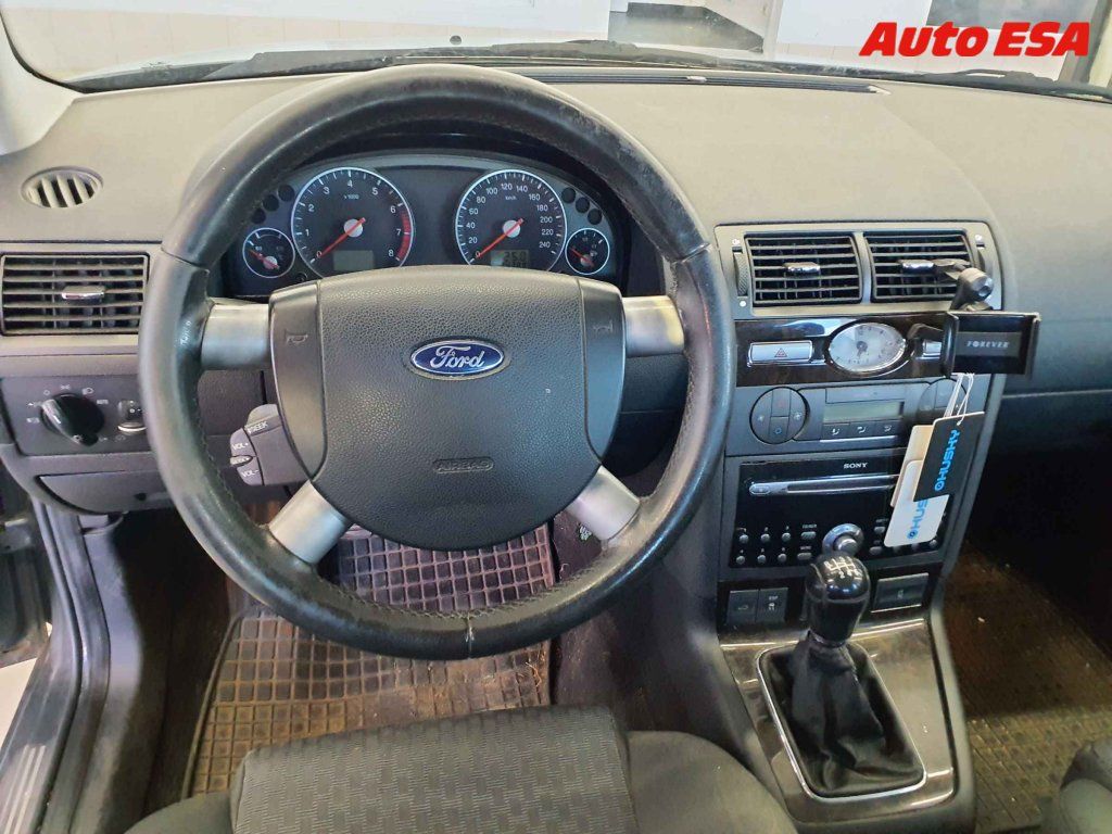 Ford Mondeo, 1.8 SCi - fotka 3
