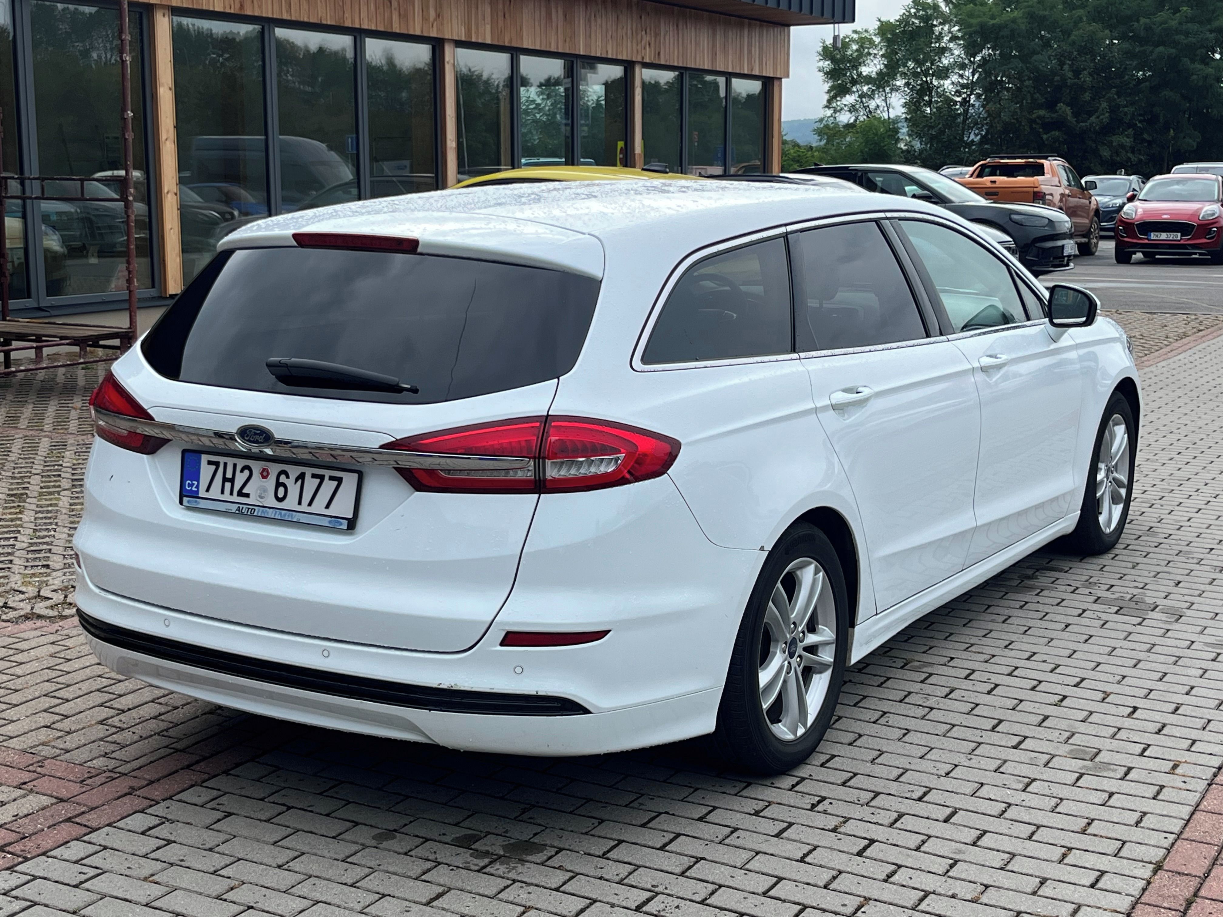 Ford Mondeo, 2.0 IVCT HEV 103 kW Titanium - fotka 5