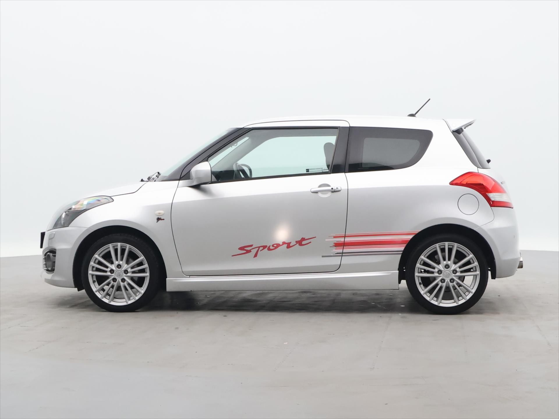 Suzuki Swift, 1,6 VVT 100kW Sport - fotka 4