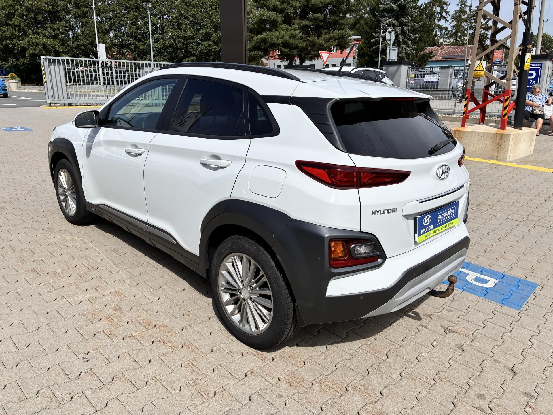 Hyundai Kona, 1.3-130KW,4X4,AUTOMAT,TAŽNÉ - fotka 5