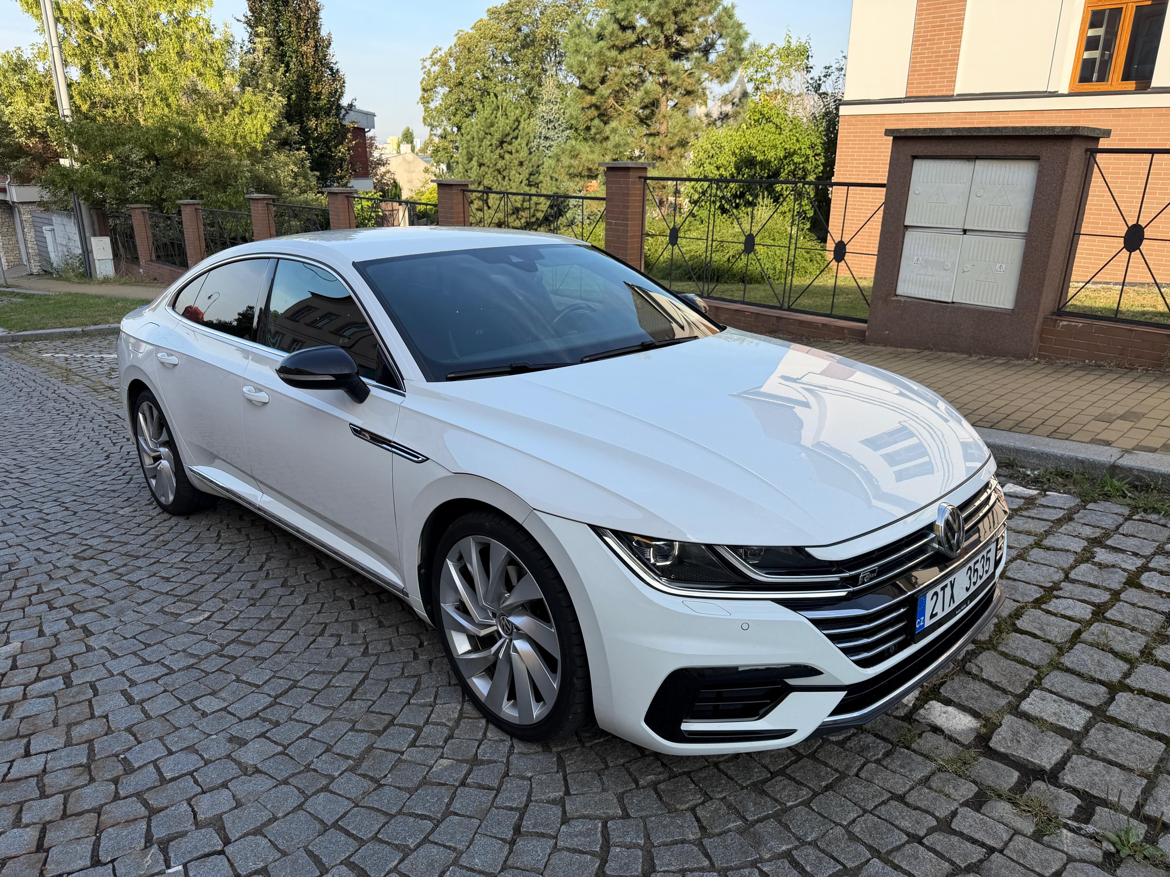 Volkswagen Arteon, VW Arteon R- Line 140kw - fotka 6