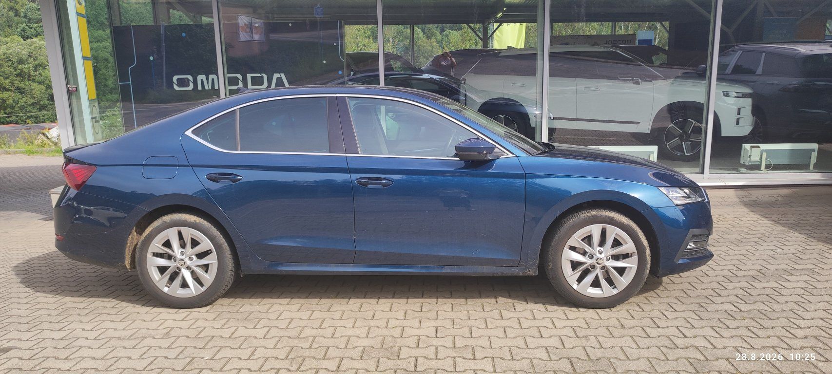 Škoda Octavia, 1,5 MPi 110kW hatchback CZ - fotka 2