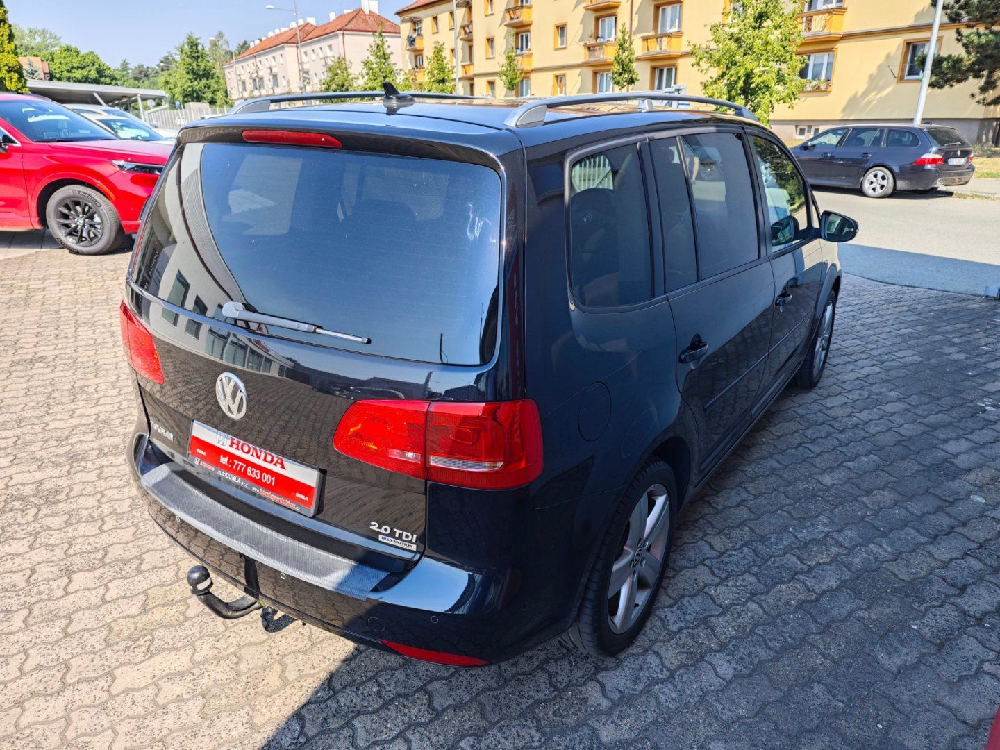 Volkswagen Touran, 2.0 TDi Life 7 Míst Panorama - fotka 5
