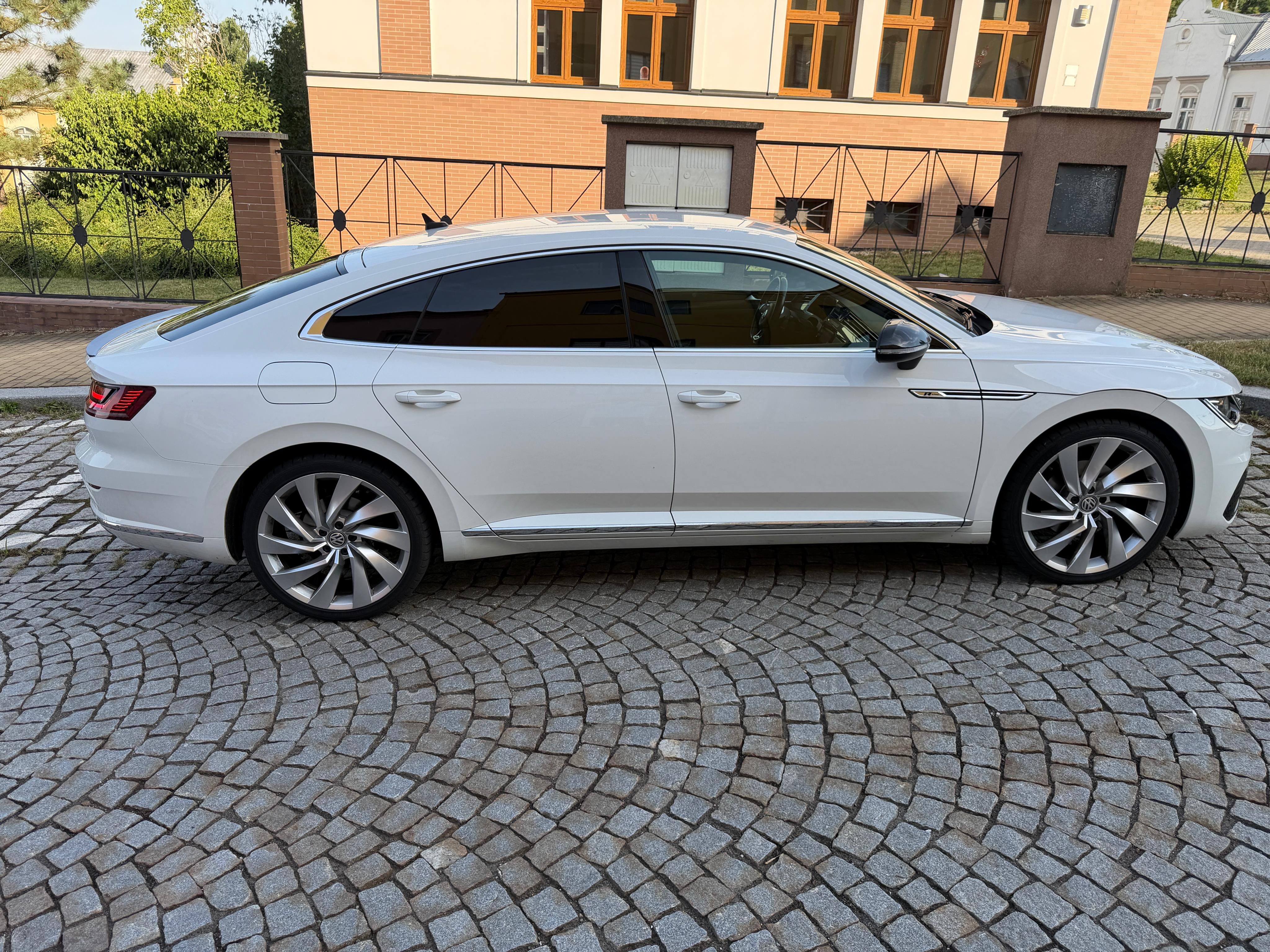 Volkswagen Arteon, VW Arteon R- Line 140kw - fotka 5
