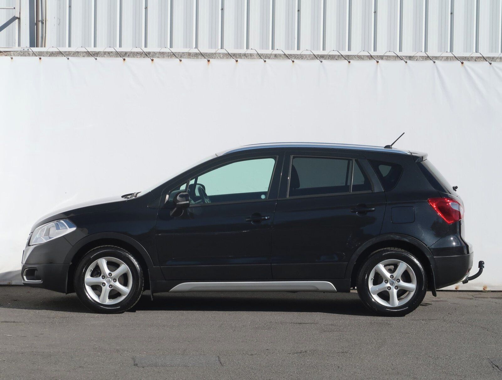 Suzuki SX4 S-Cross, 1.6 VVT, 4X4, Serv.kniha - fotka 3