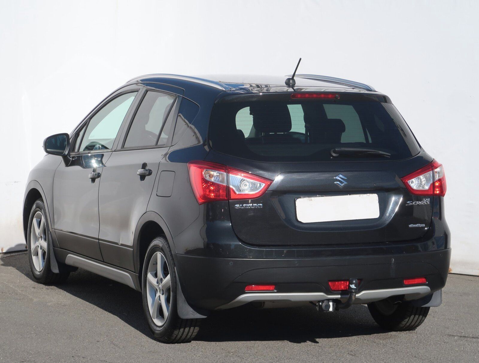 Suzuki SX4 S-Cross, 1.6 VVT, 4X4, Serv.kniha - fotka 4