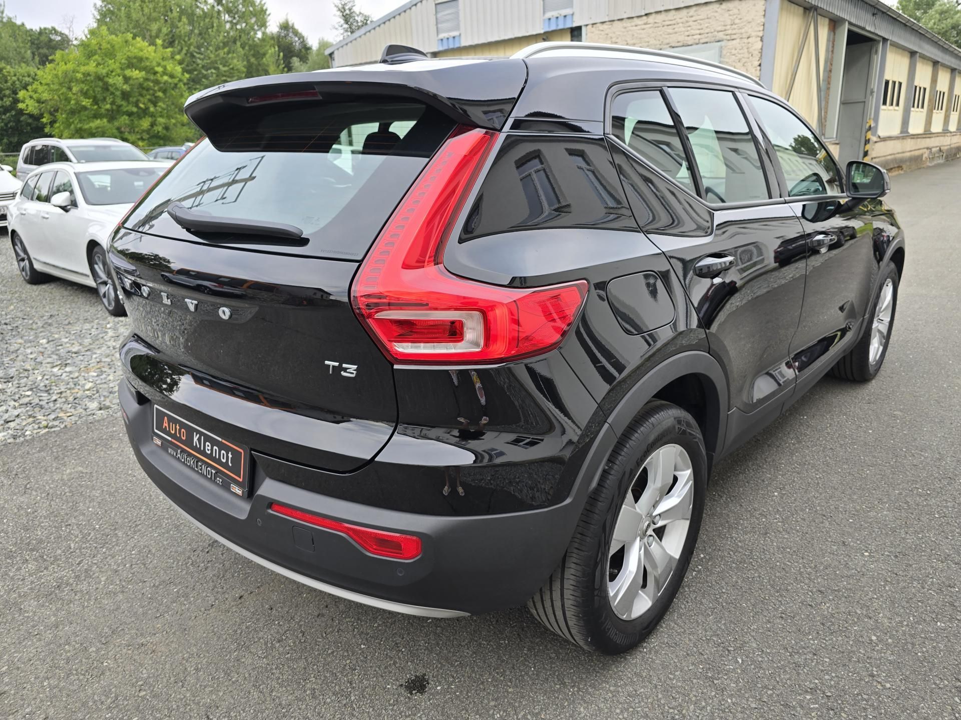 Volvo XC40, 120kW T3 AUTOMAT LED KAMER DPH - fotka 4