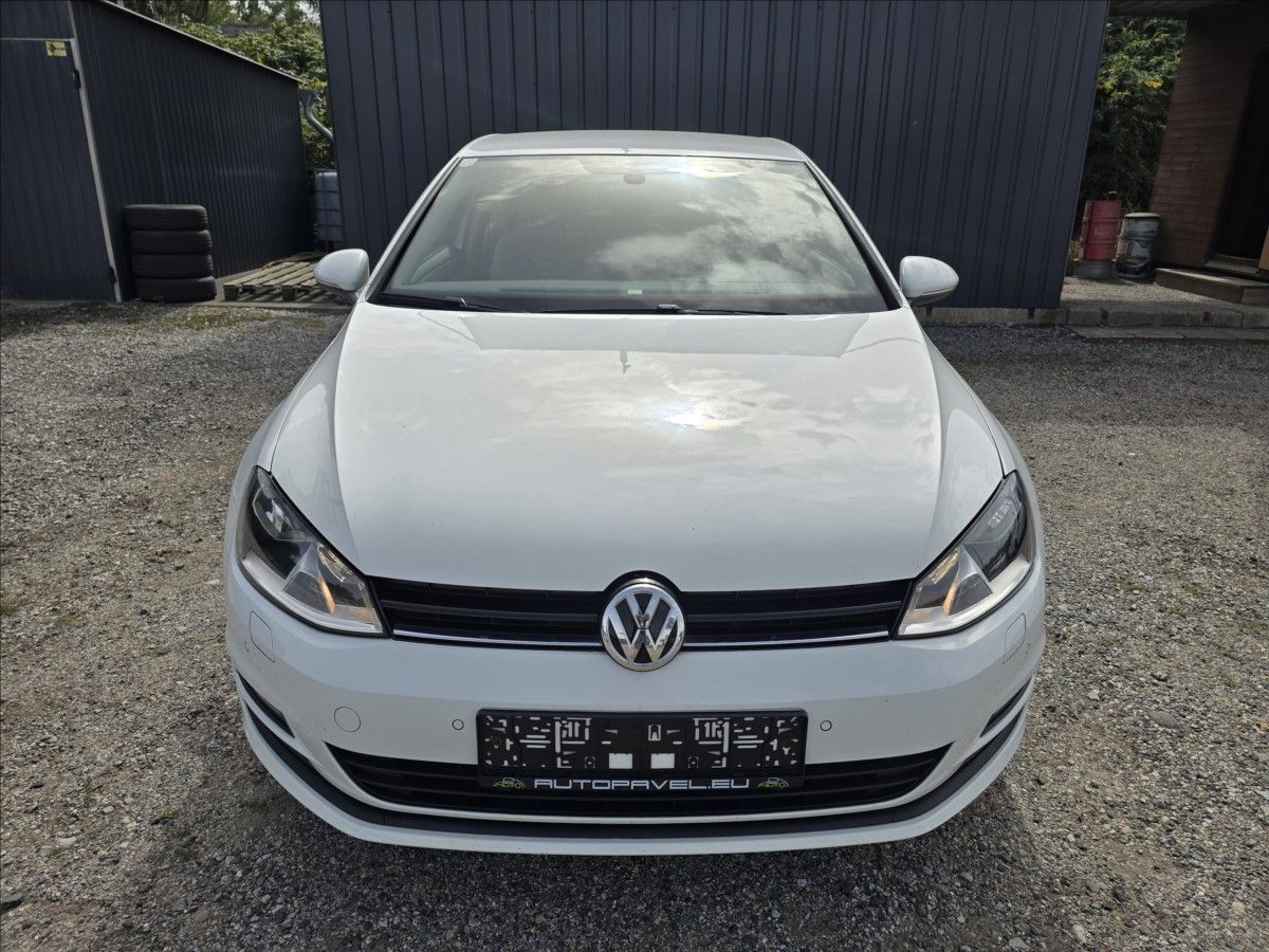 Volkswagen Golf, 1,2 TSi  63 KW  1 Majitel - fotka 6