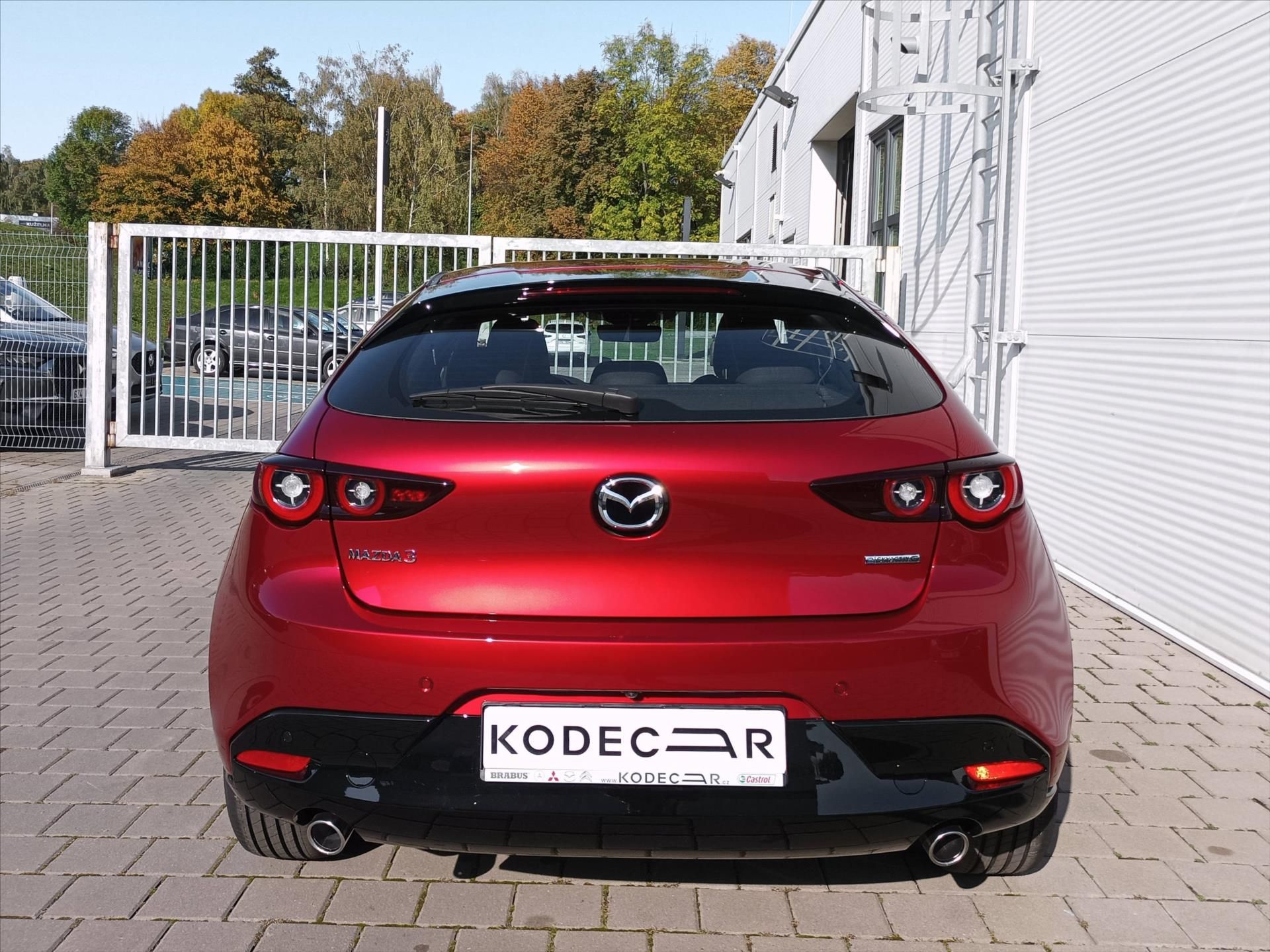 Mazda 3, 2,5 Centre-Line G140k 6MAN  HB - fotka 5