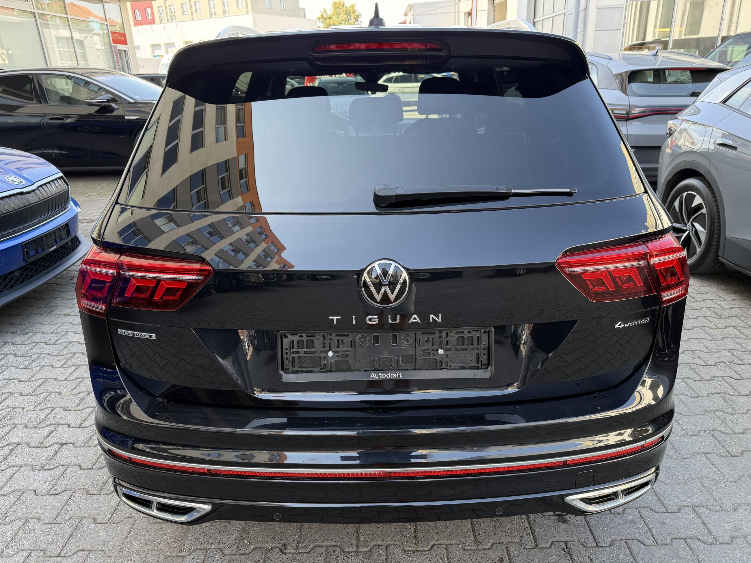 Volkswagen Tiguan Allspace, 2.0 TSI 140kW 4x4 DSG R-Line - fotka 5