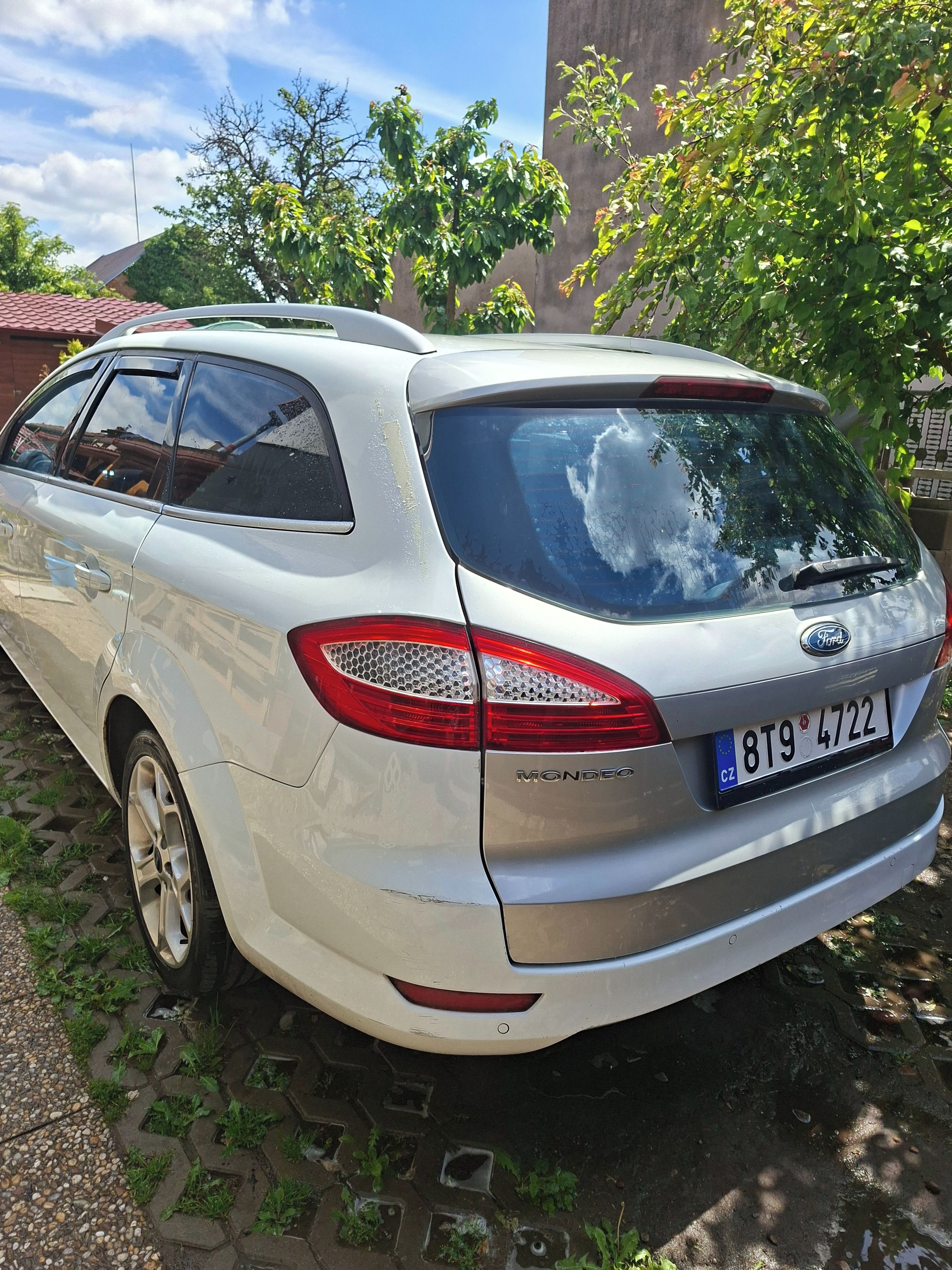 Ford Mondeo, 2.0 Duratec 107kw - fotka 4