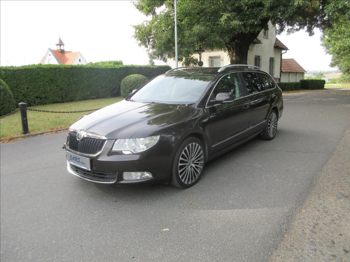 Škoda Superb, 2,0 TSi 147Kw, L&K, Tažné, Hav - fotka 2