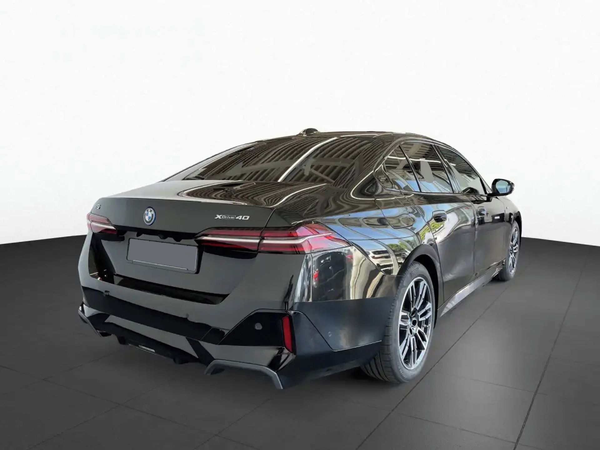BMW i5, xDrive40 M-Sport Park/Driv Pro - fotka 4