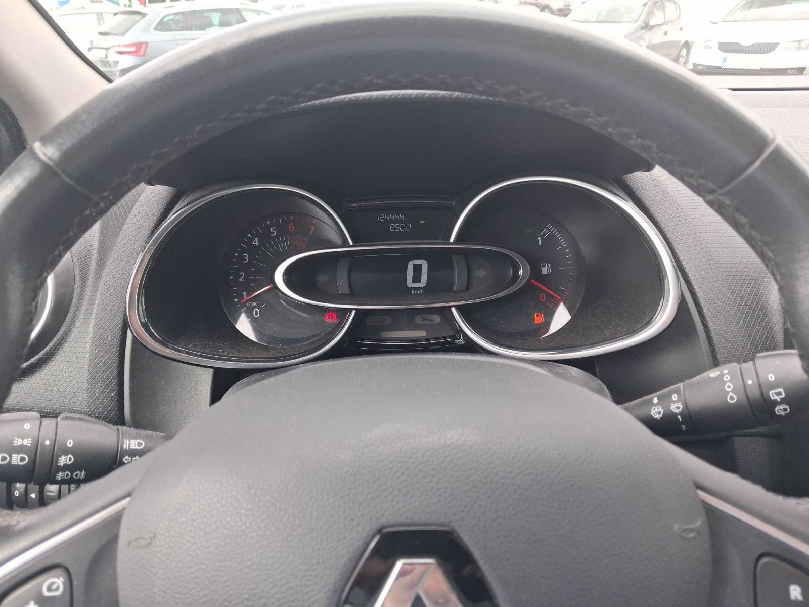 Renault Clio, 1.2 16V, Serv.kniha, Navi - fotka 3