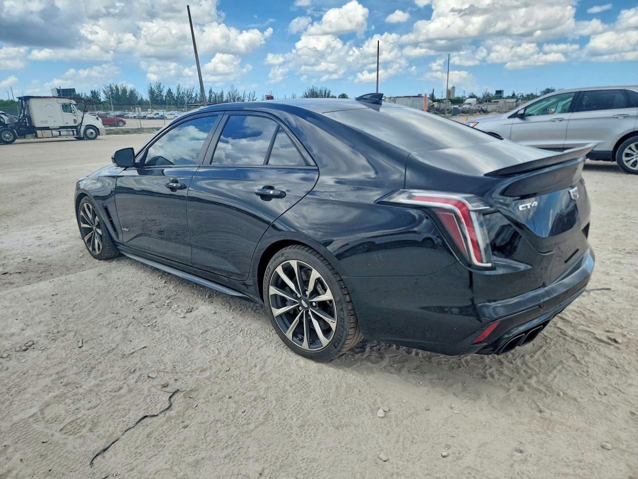 Cadillac, Auto na cestě - fotka 3