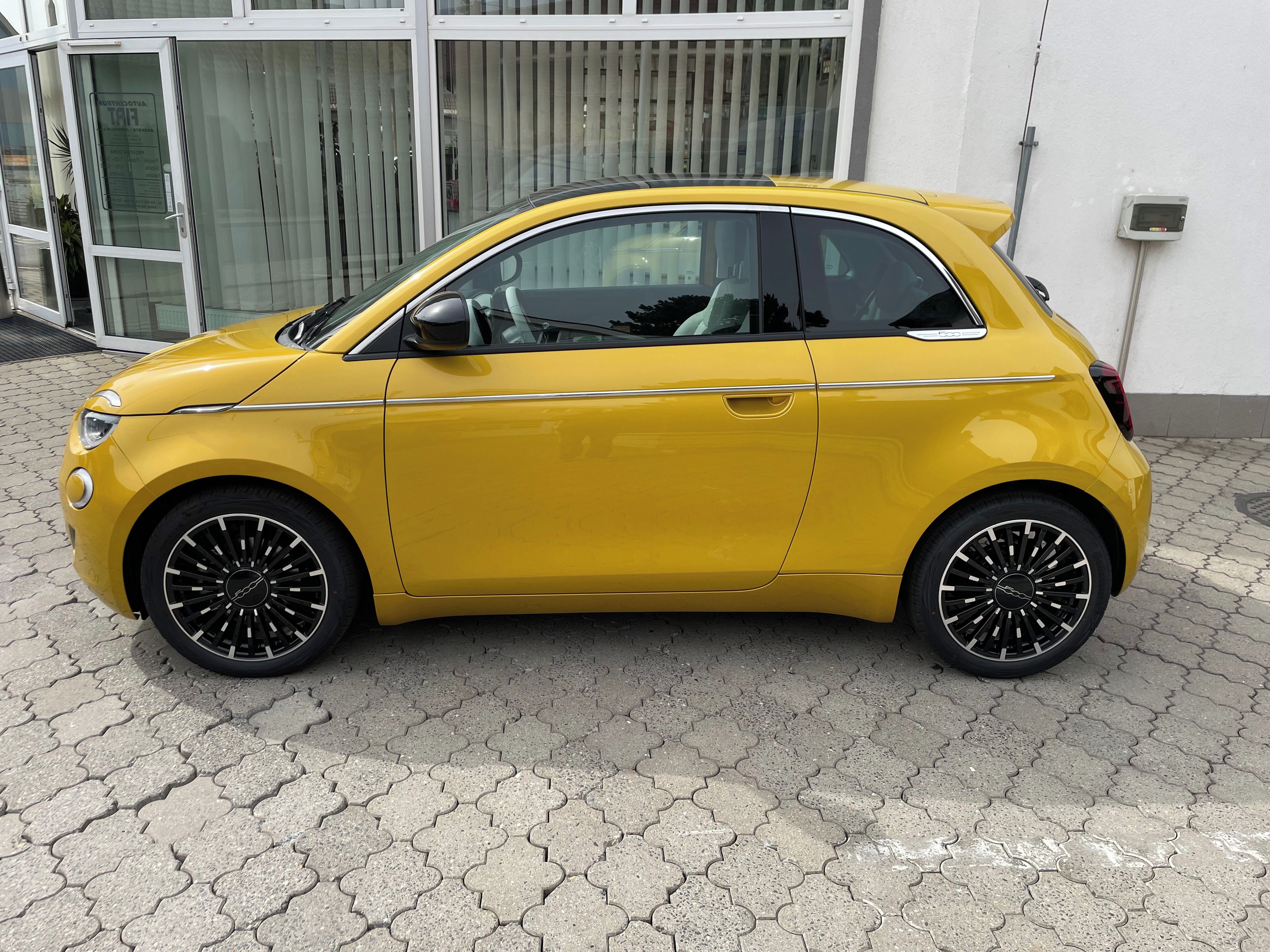 Fiat 500, 1.0 Hybrid BSG LaPrima - fotka 4