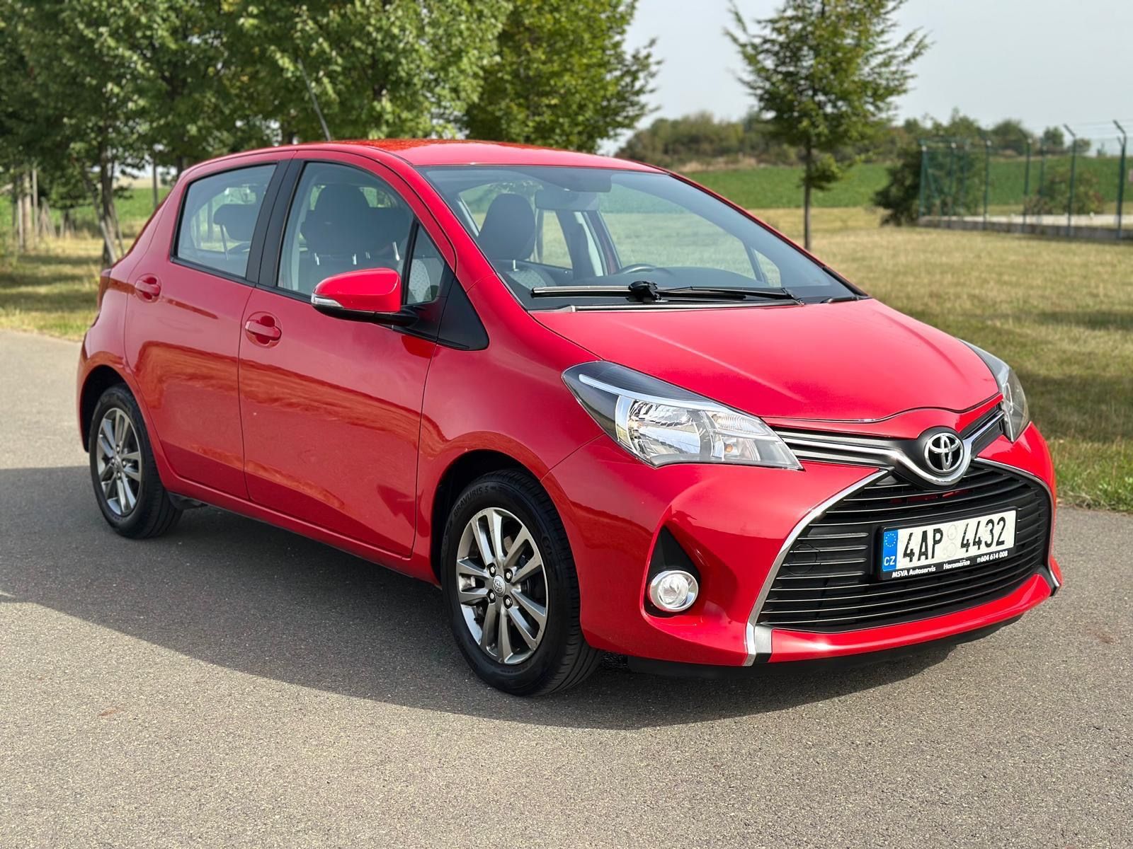 Toyota Yaris, 2. majitel, vždy garážováno - fotka 6