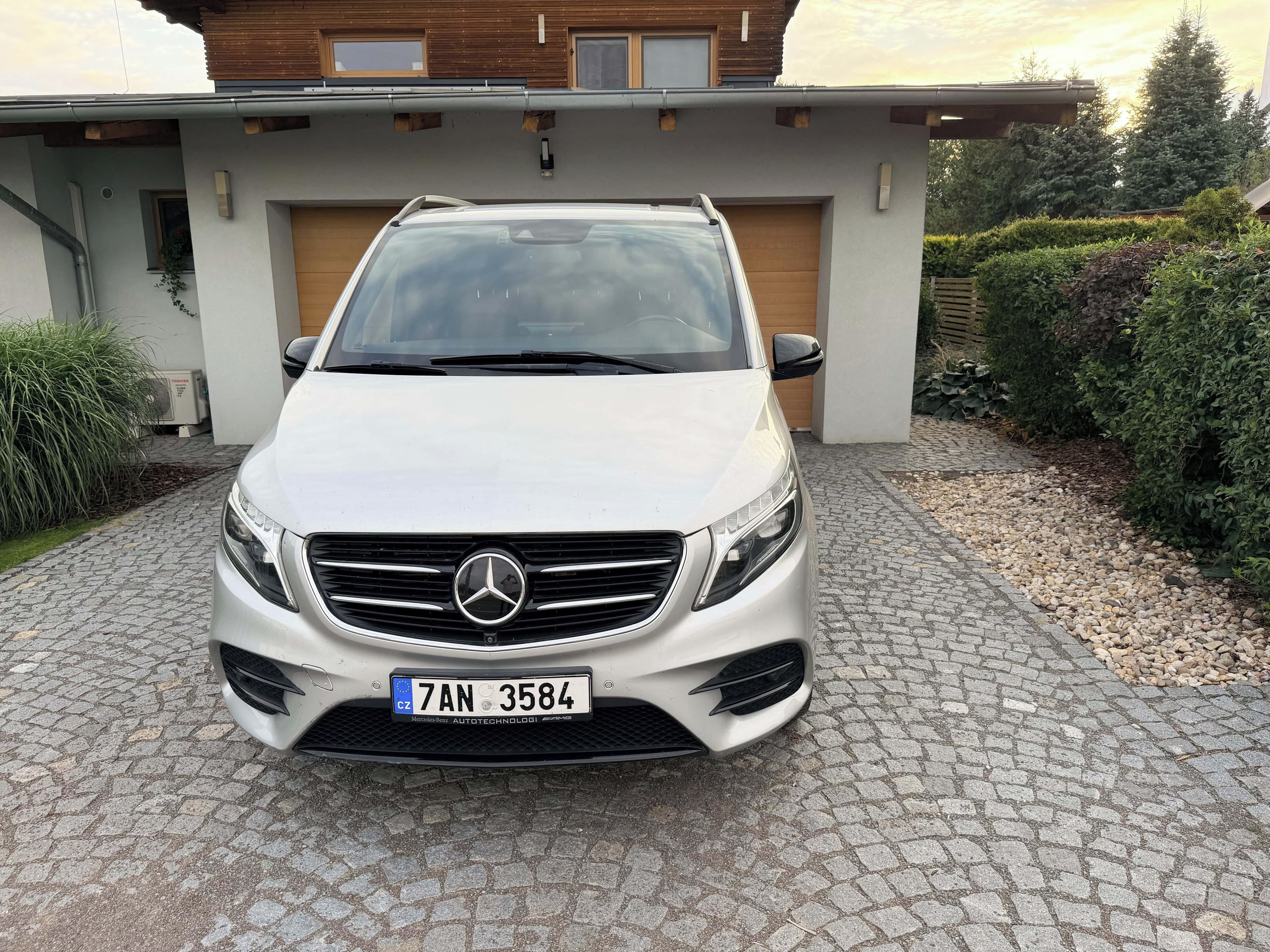 Mercedes-Benz Třídy V, 4x4, 7 míst, kompletní výbava - fotka 2