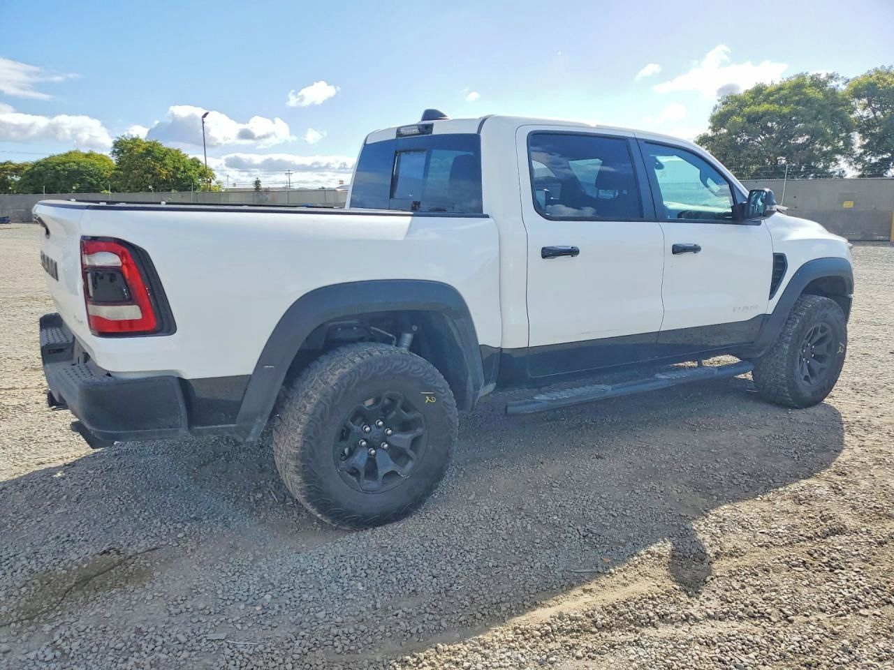 RAM 1500, Auto na cestě - fotka 4