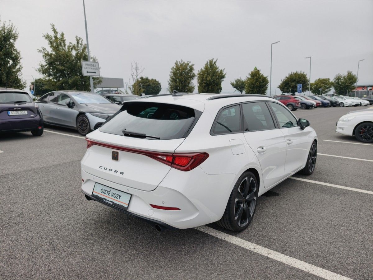 Cupra Leon, 2,0 TSI ST 180kW DSG - fotka 2