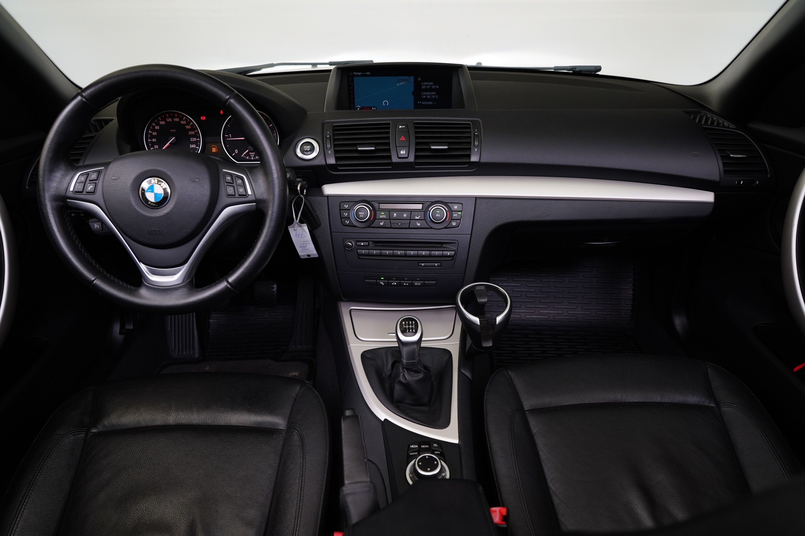 BMW Řada 1, d 130 kW Cabrio - fotka 5