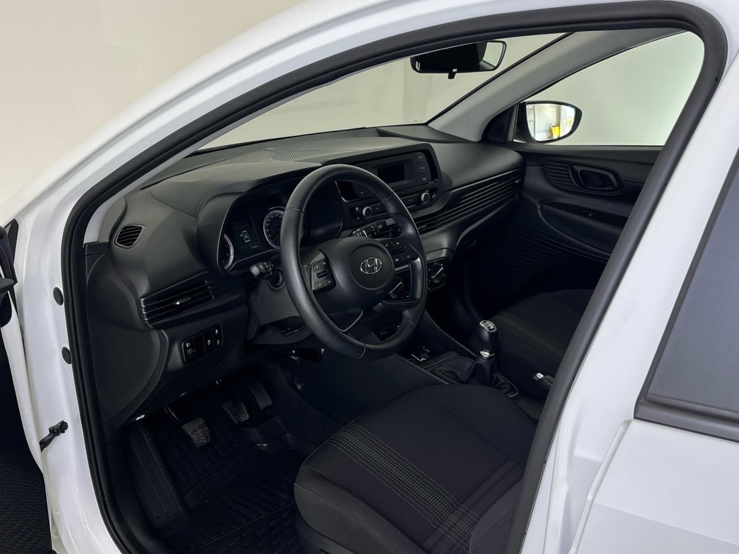 Hyundai Bayon, 1.2 i / 62 kW - fotka 6