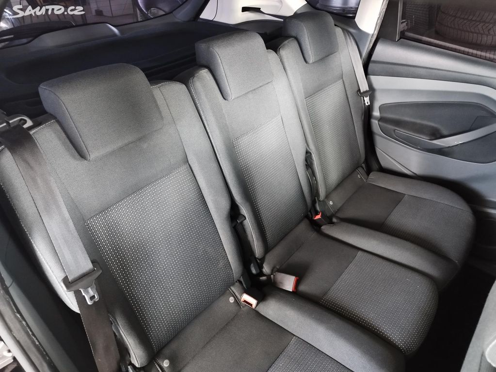 Ford C-MAX 2013 z Czech
