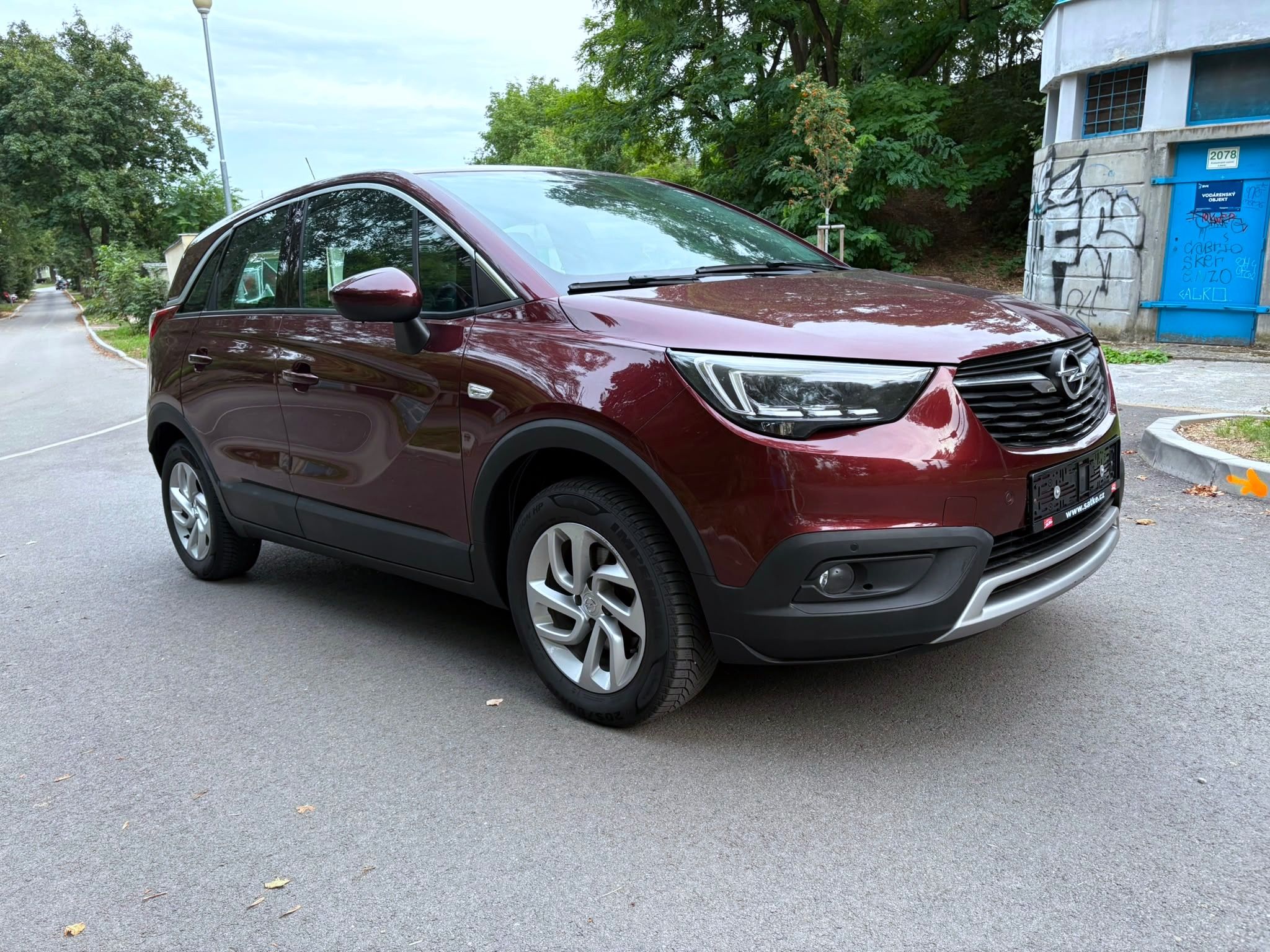 Opel Crossland X, 1. MAJITEL