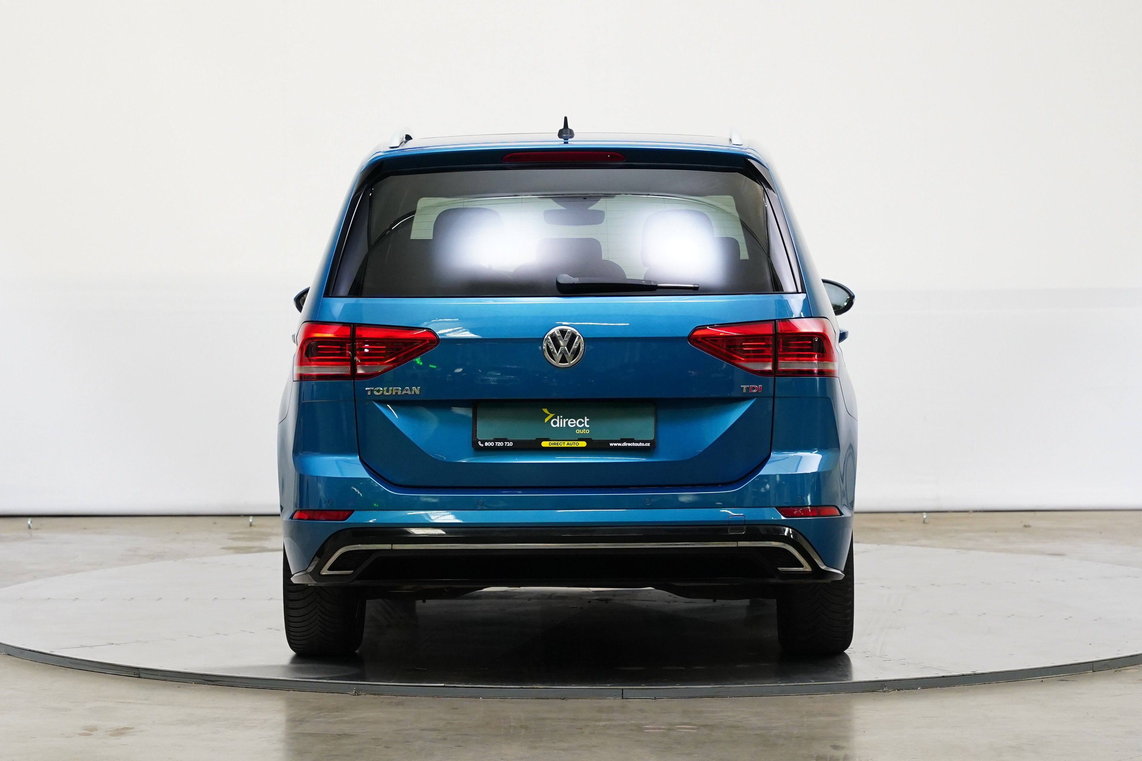 Volkswagen Touran, 1.6 TDI 85 kW R-Line - fotka 6