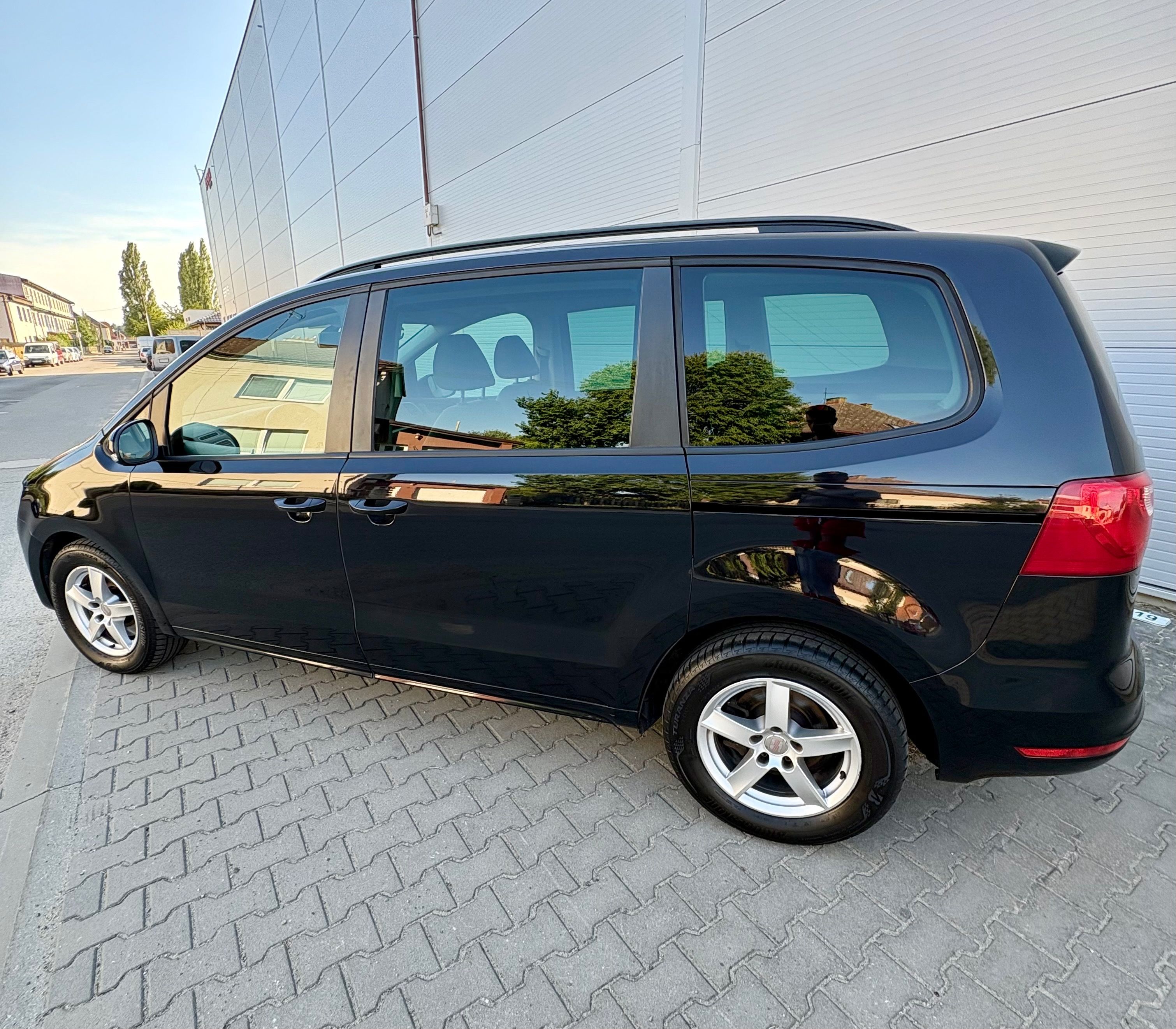 Seat Alhambra - fotka 5