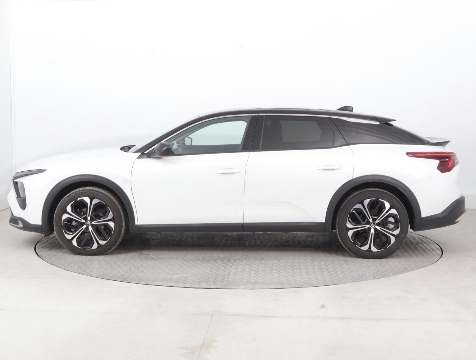 Citroën C5 X, 1.2 PureTech, Automat, Kůže - fotka 3