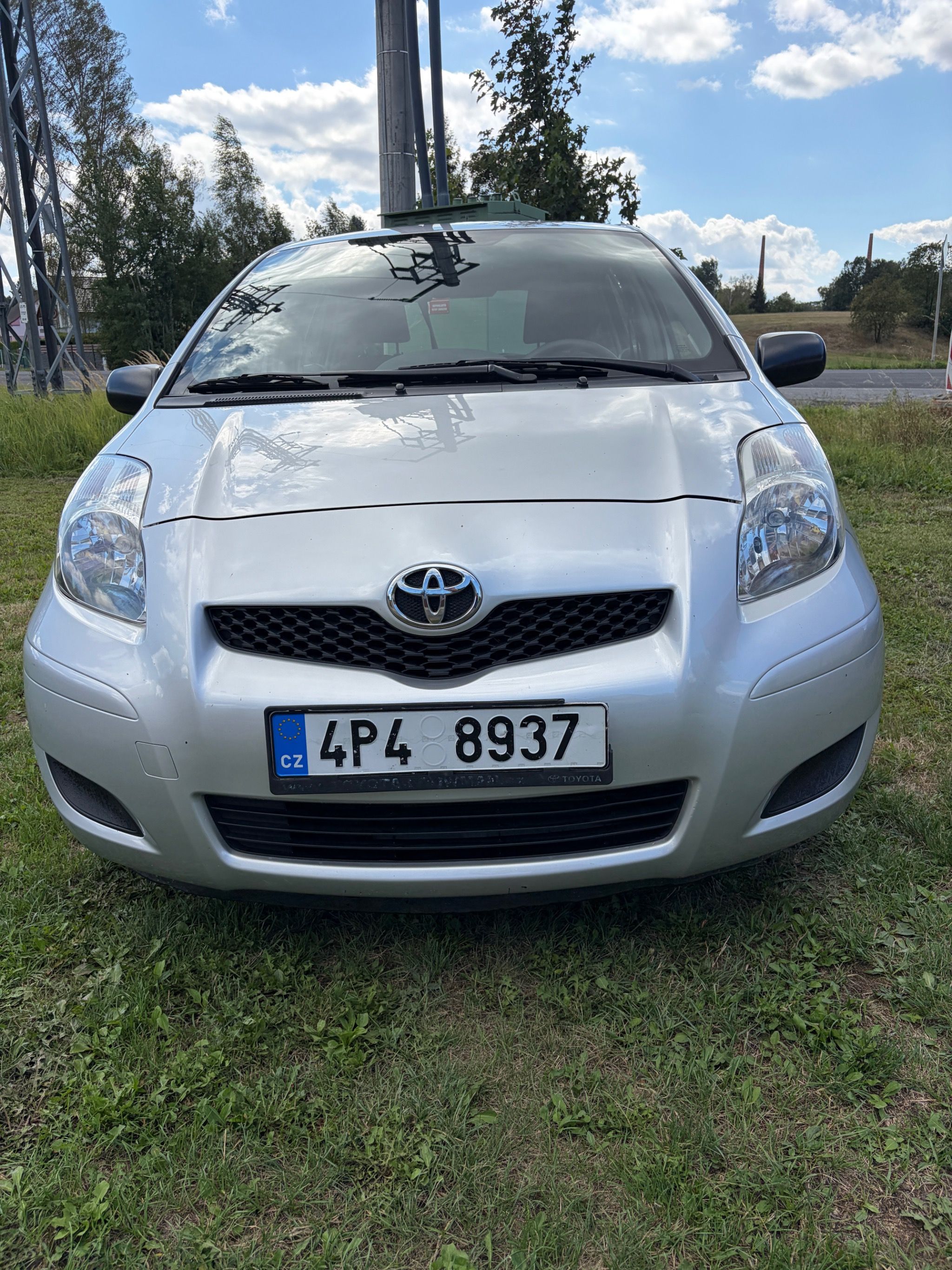 Toyota Yaris, 1.0 VVT-i, Parkovací senzory, - fotka 2