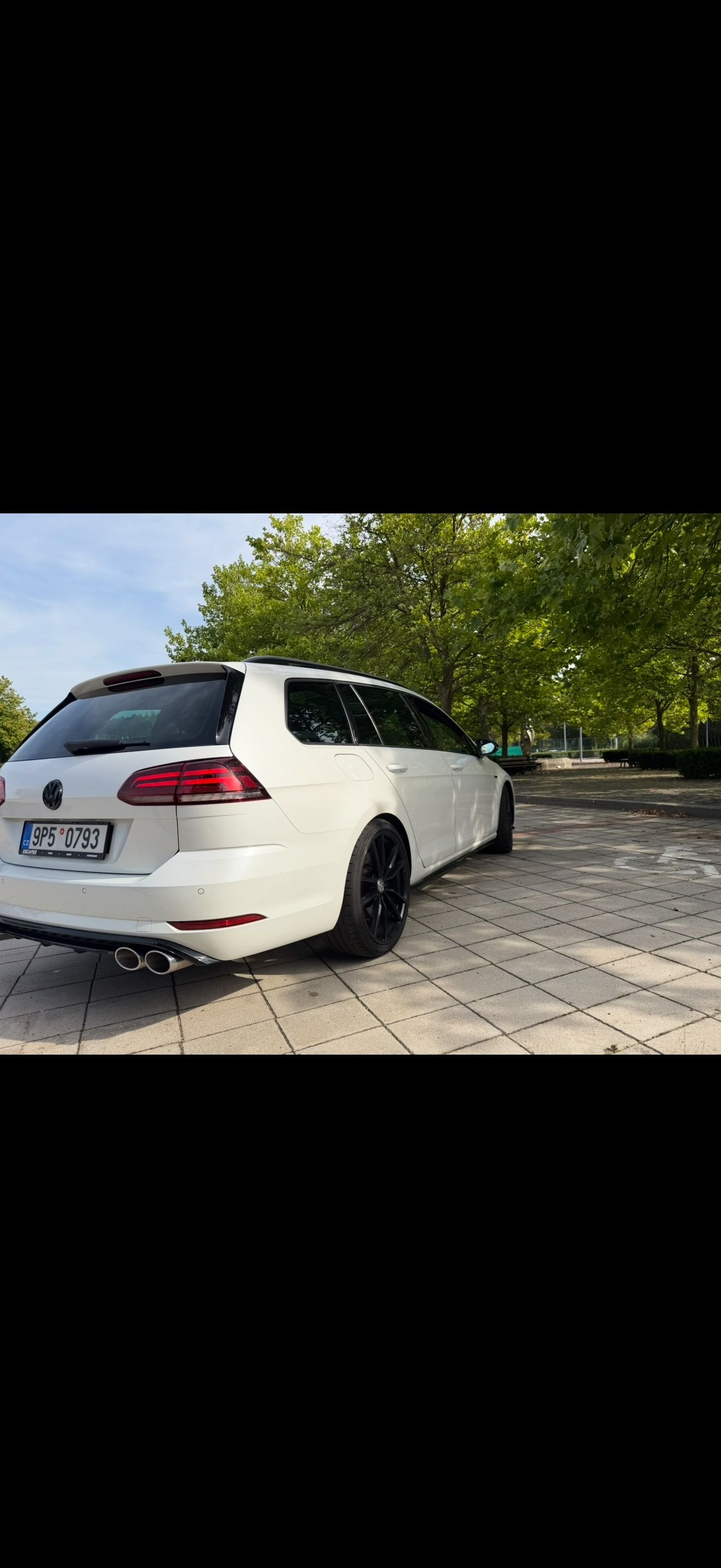 Volkswagen Golf, Volkswagen Golf 7.5 R Variant - fotka 3