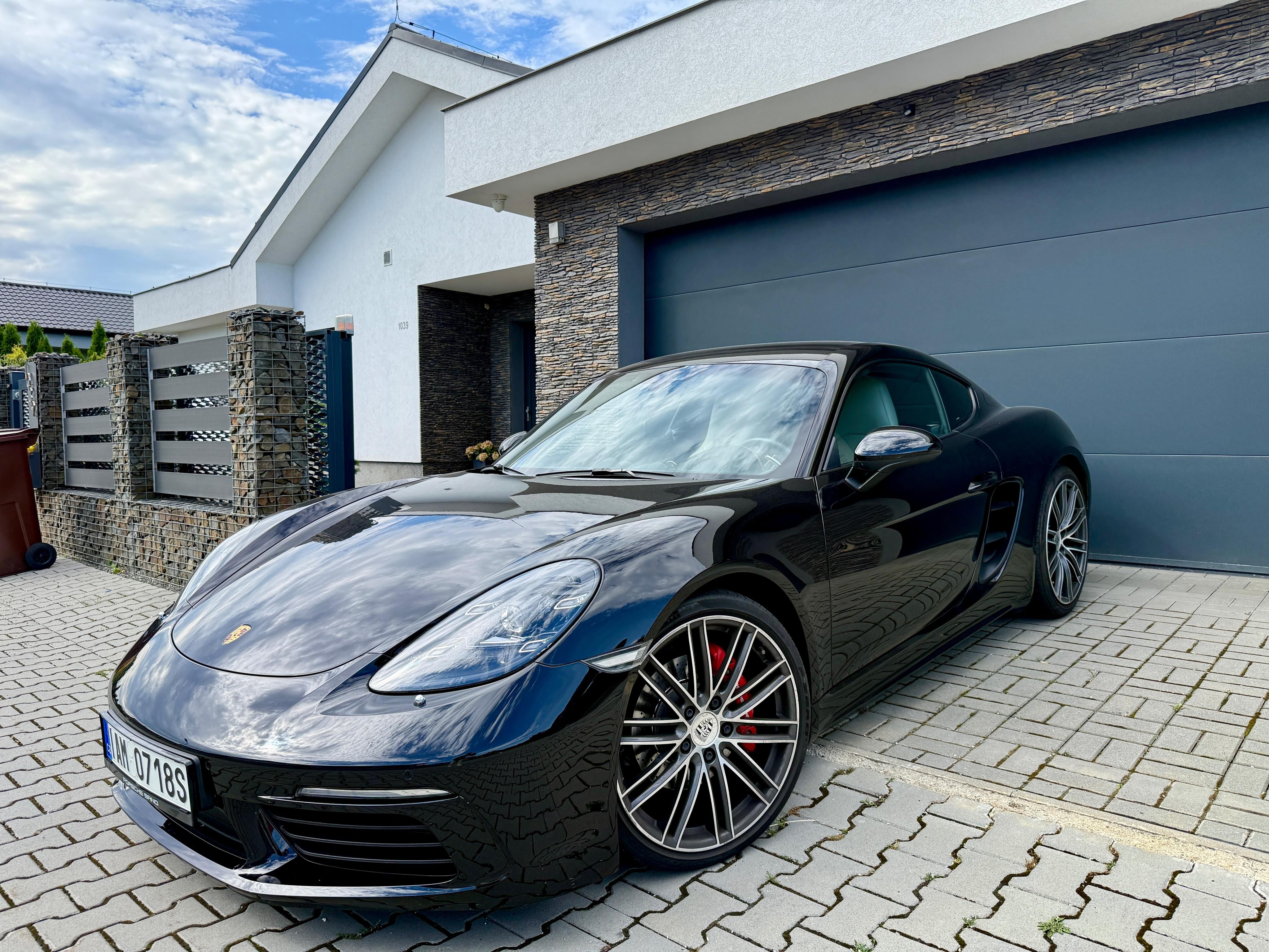 Porsche Cayman, 718S, 257kW, záruka, DPH